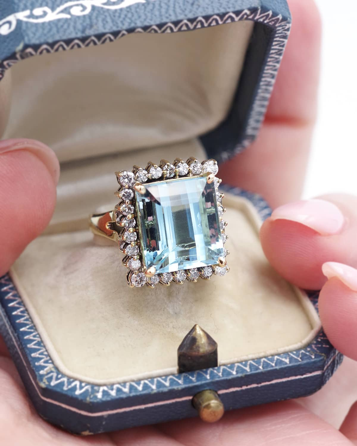 Aquamarine diamond cluster ring