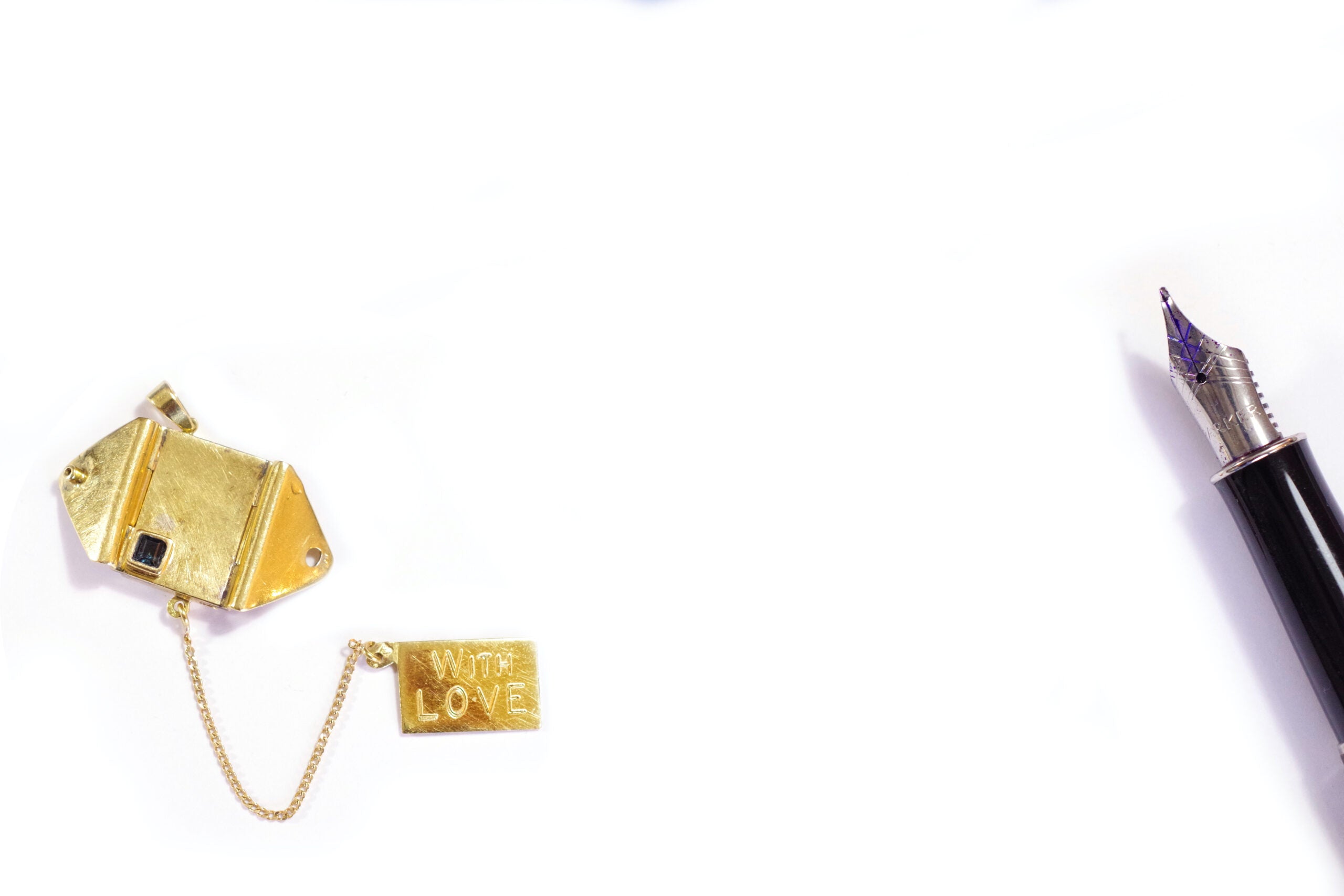 Pendentif telegramme lettre d’amour