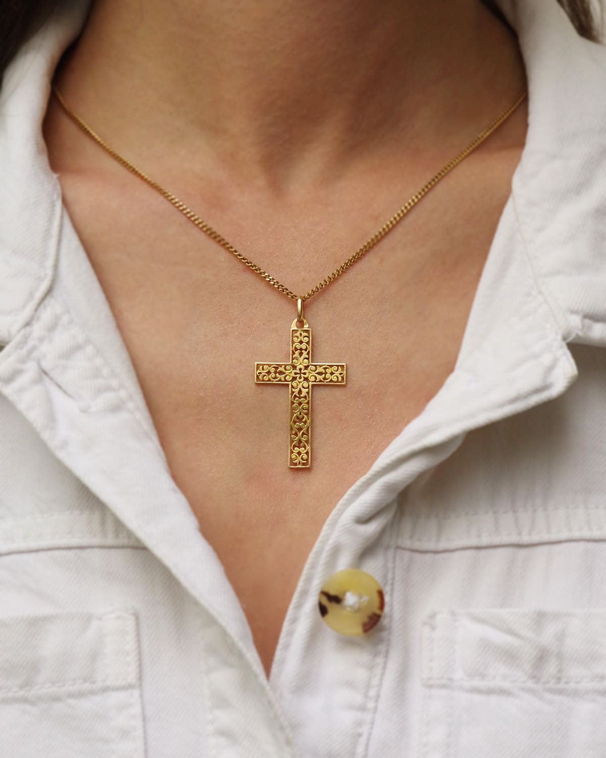 Croix religieuse chrétienne en or