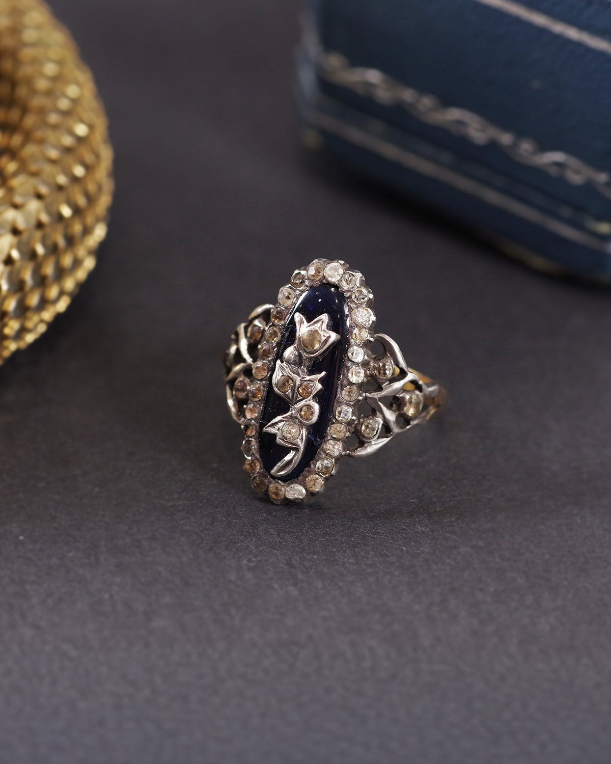 Bague fleur ancienne en or