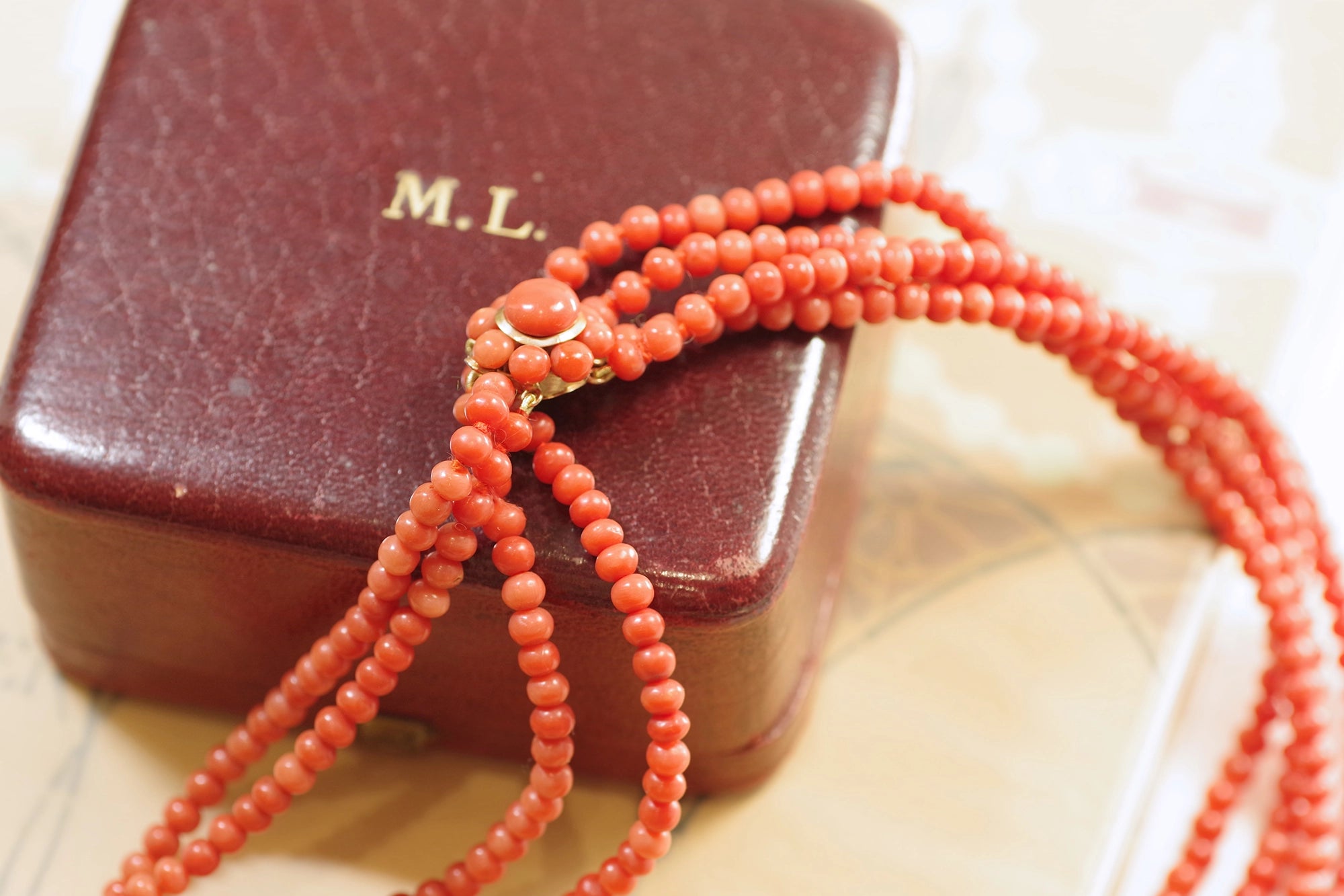 collier ancien perles de corail en or