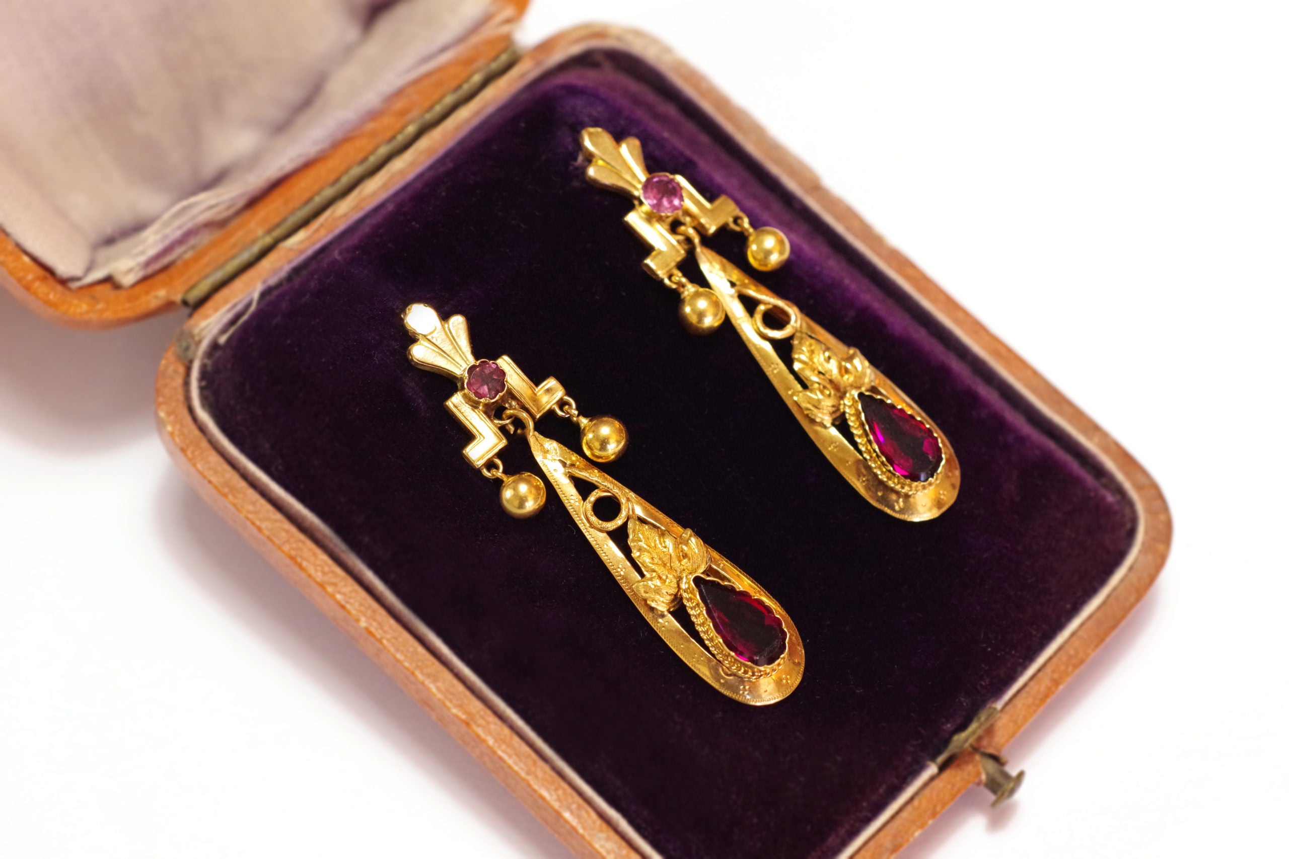 boucles d'oreilles ancienne Napoleon III grenats