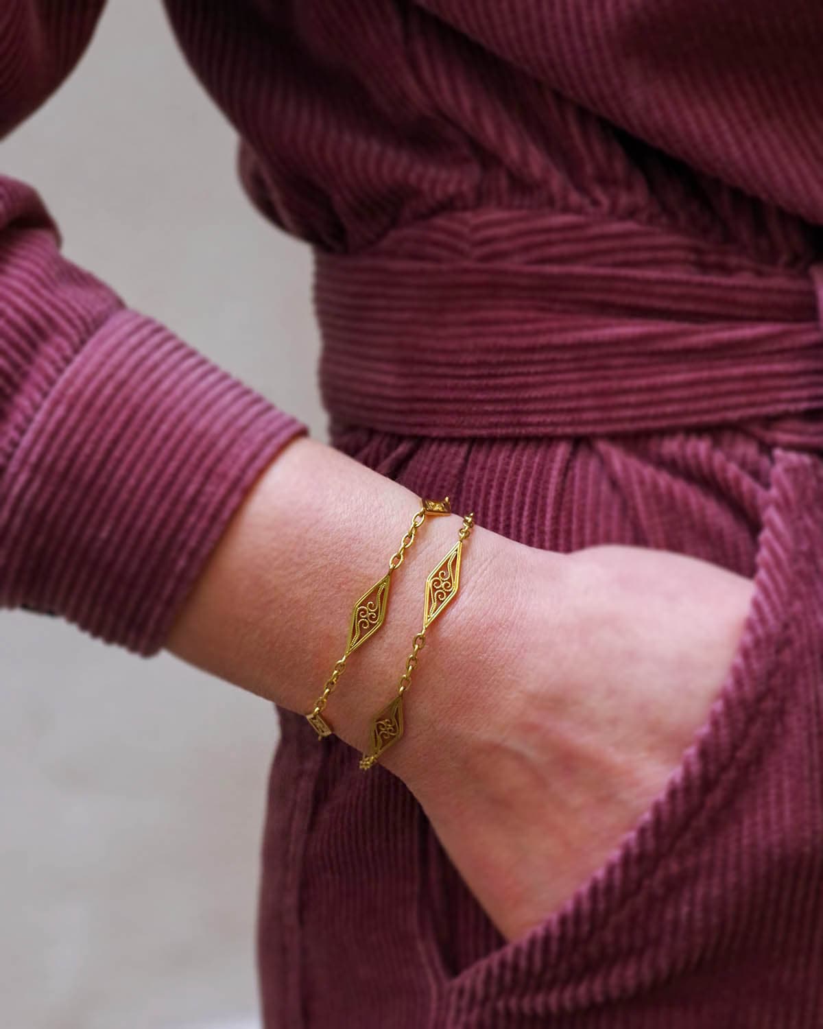 Antique filigree chain