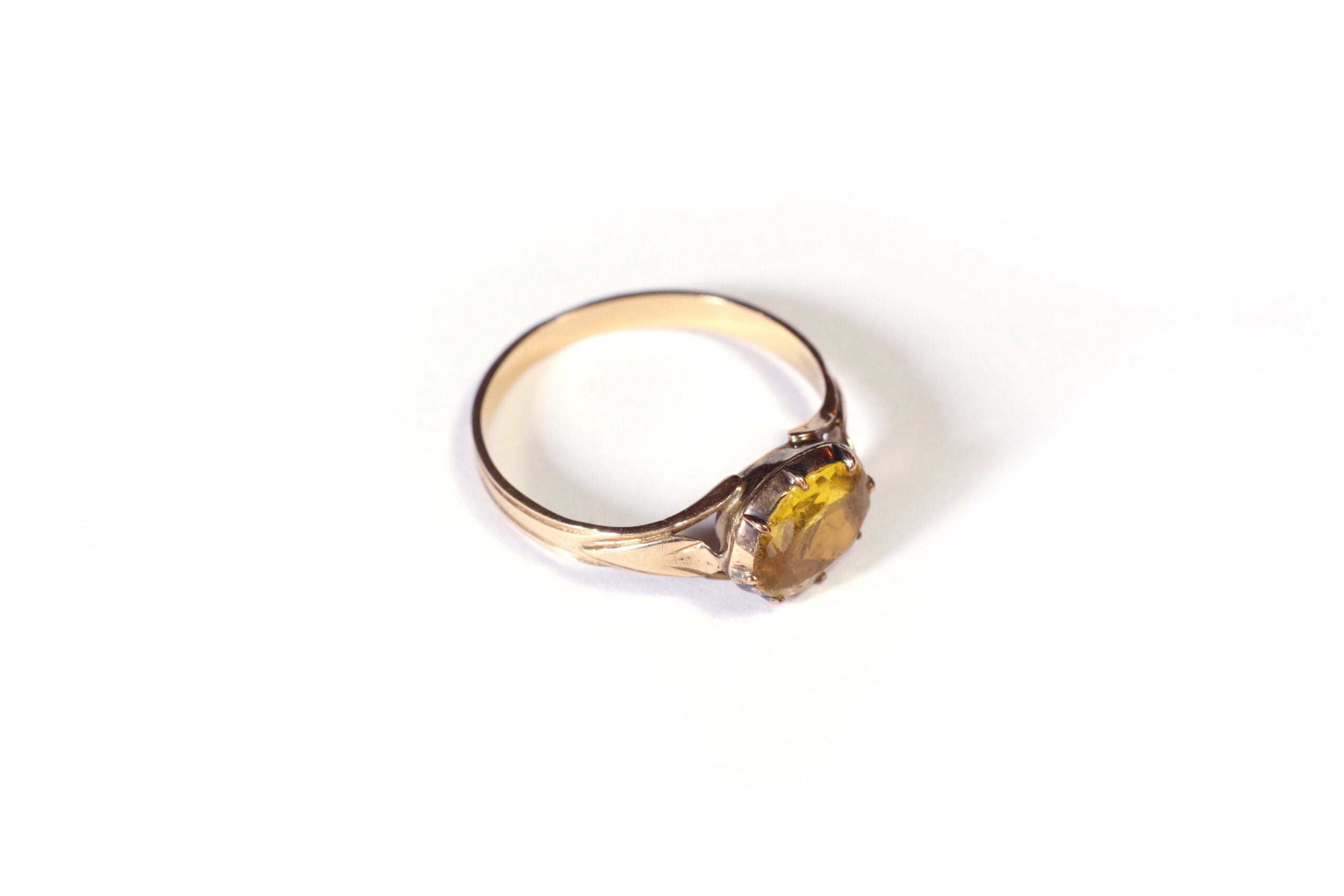 bague verre jaune en or 14k