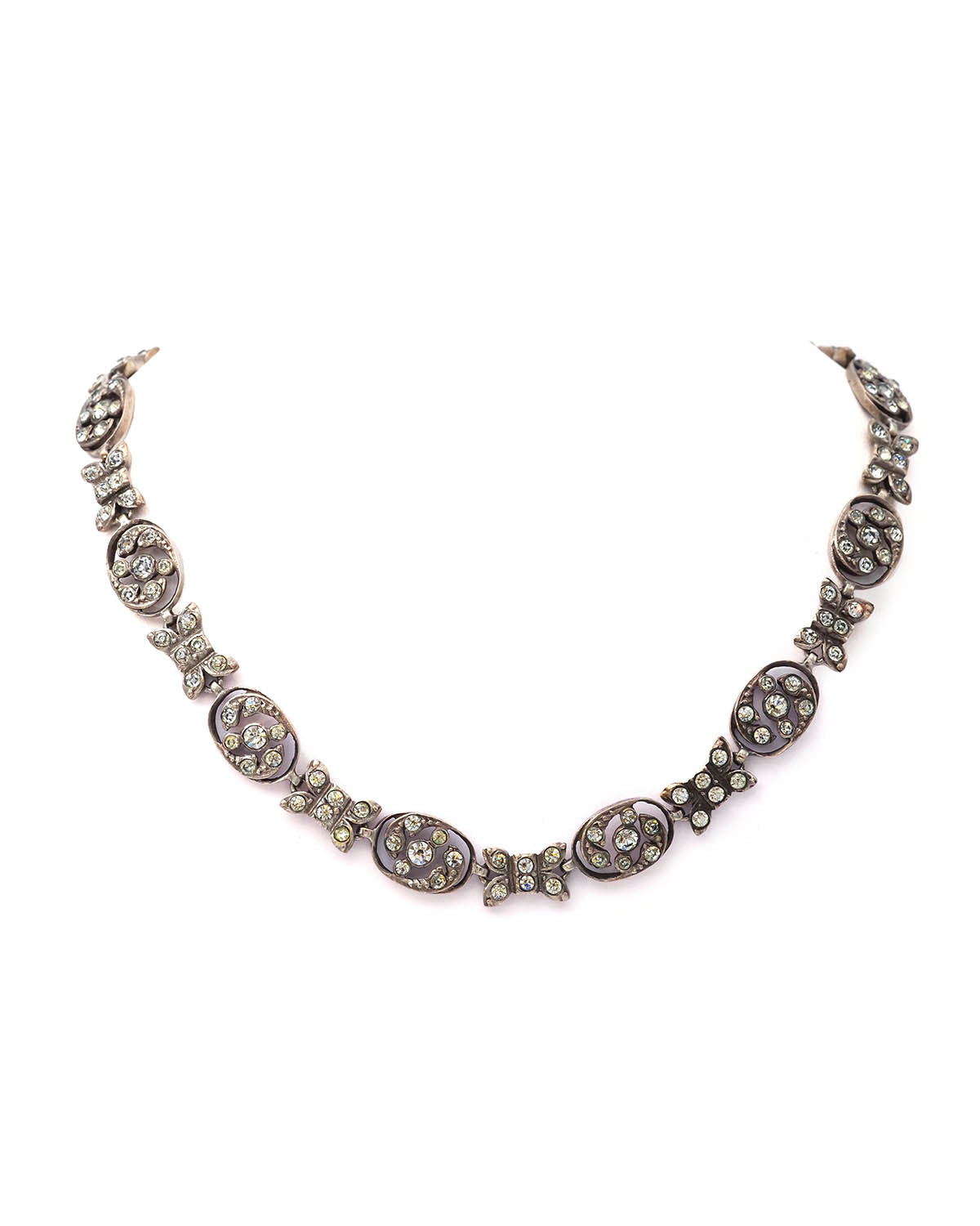 collier pierre de rhin ancien 