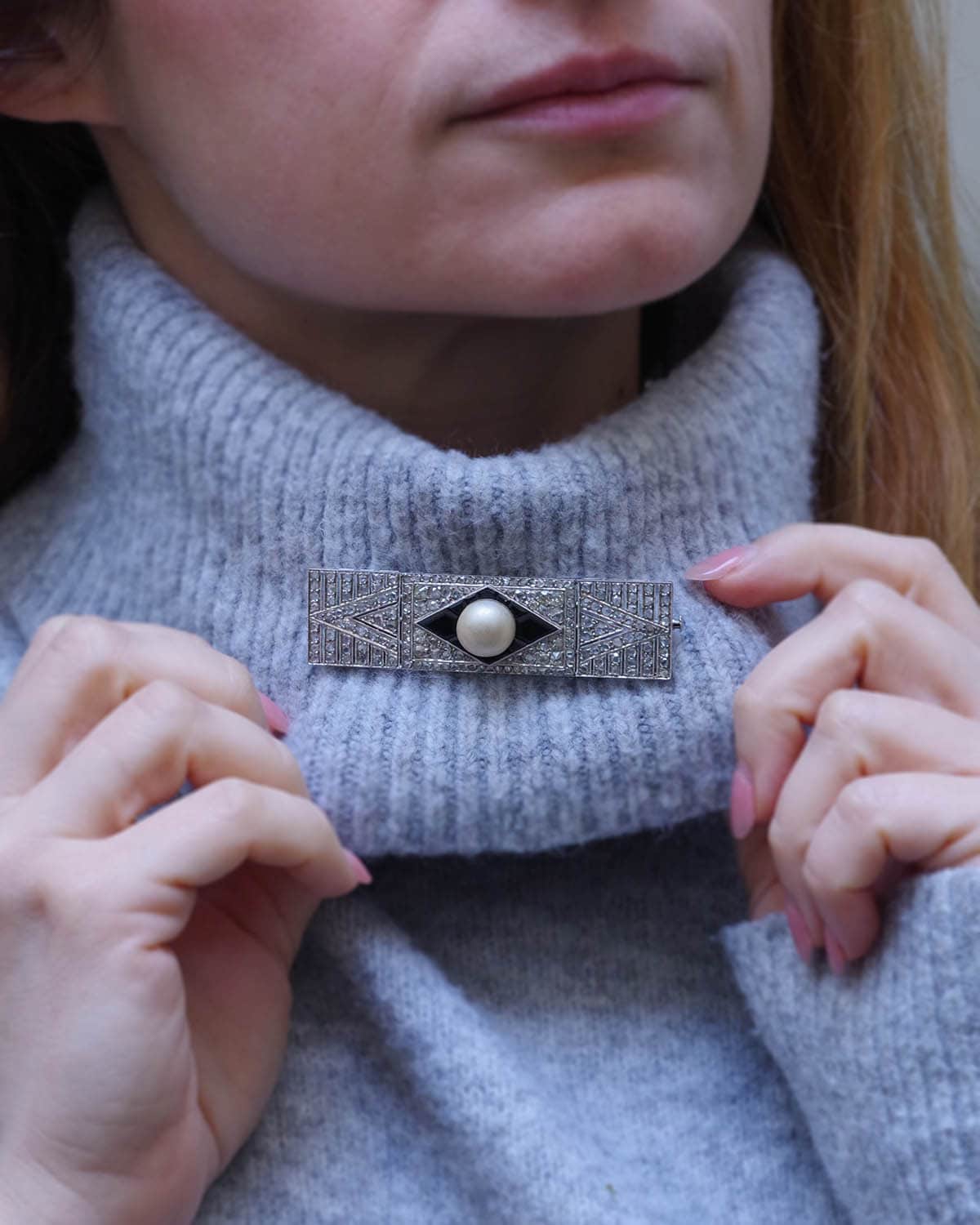 broche art deco perle et onyx