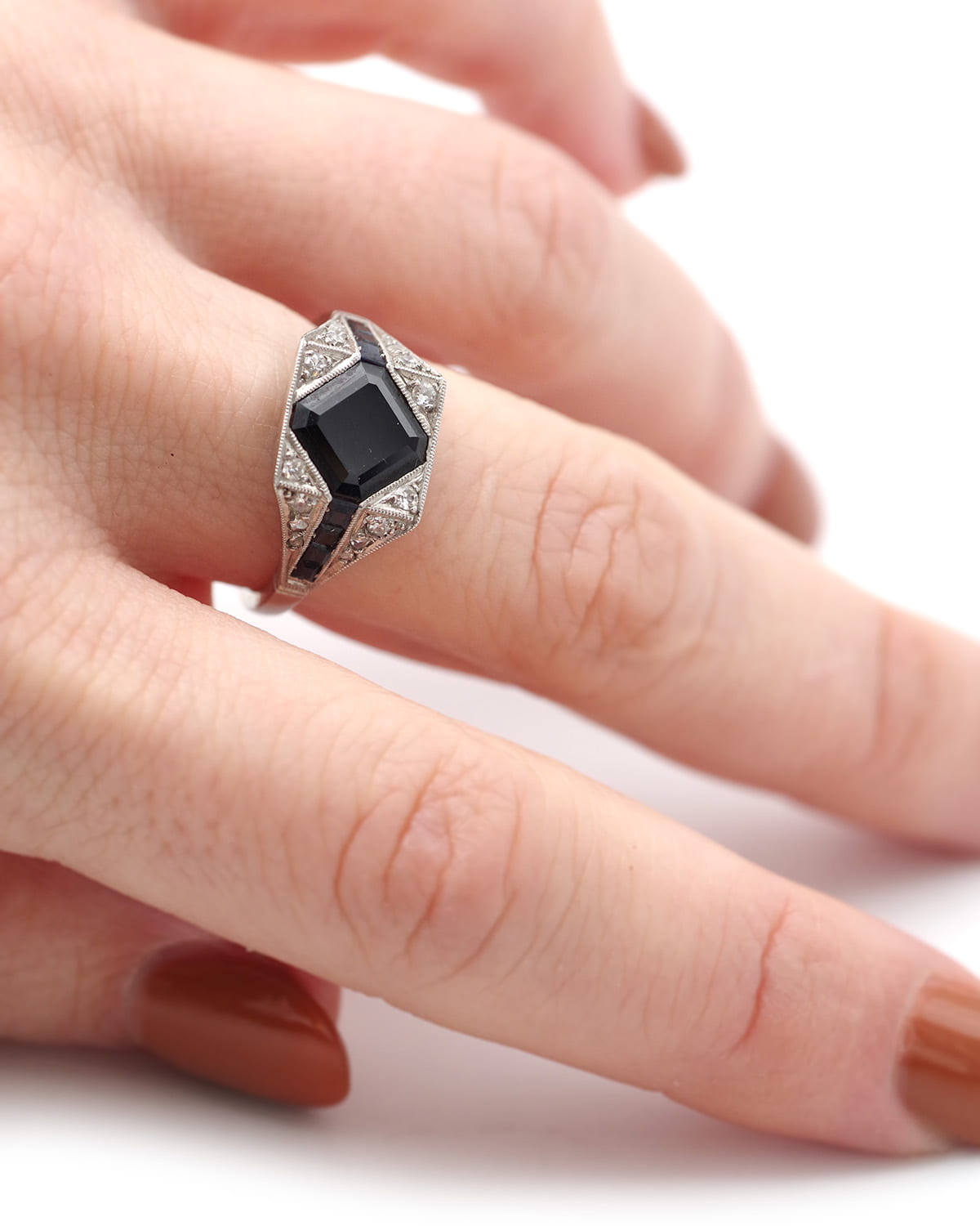 Bague saphir et diamants en platine