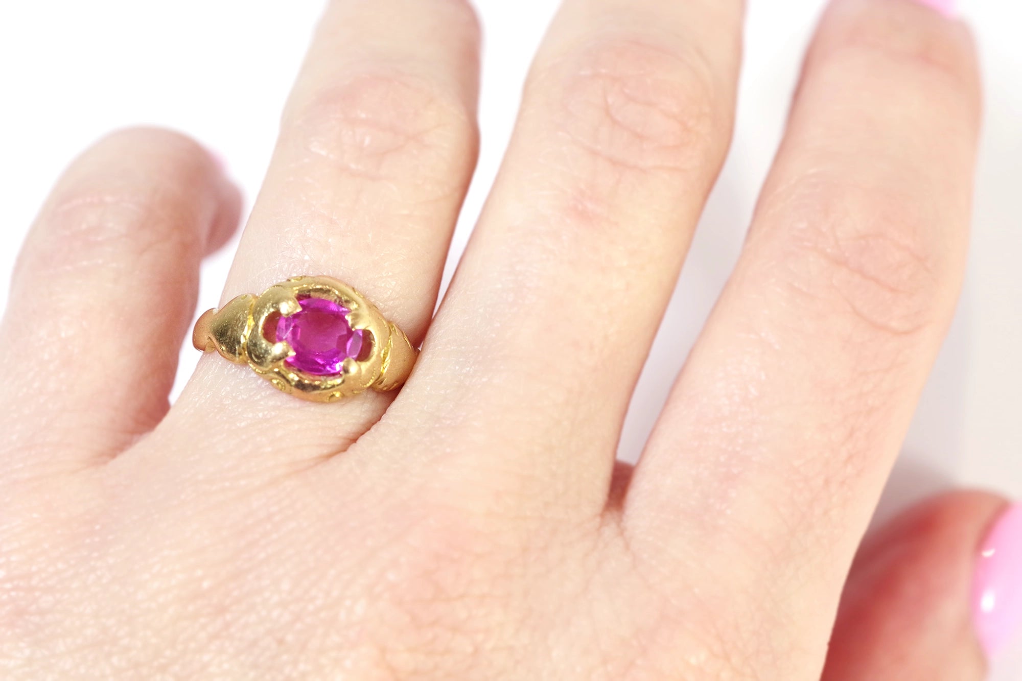 Bague en or saphir rose