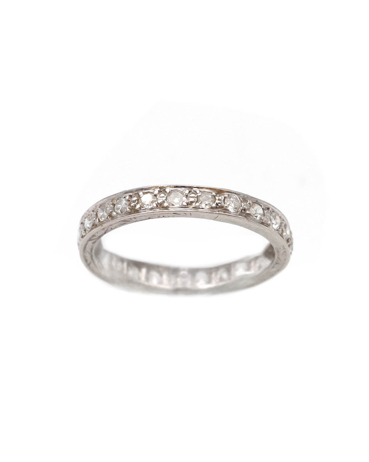 Platinum art deco diamond ring