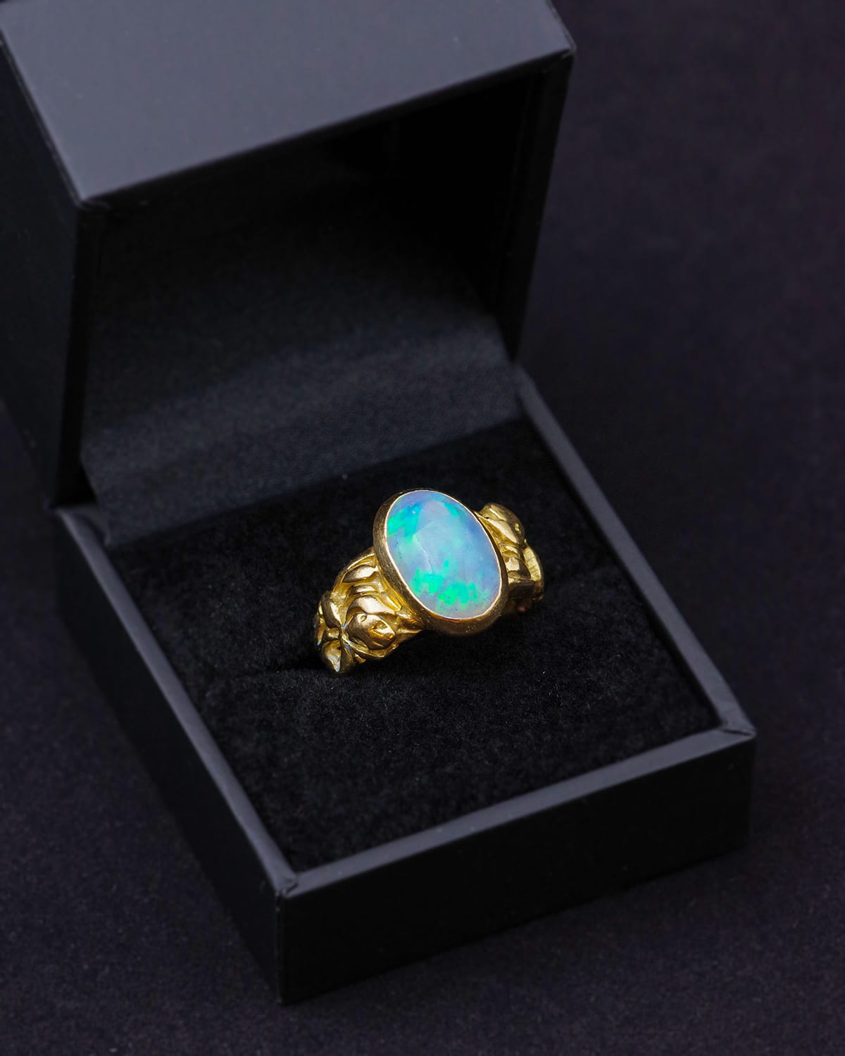 Bague opale iris