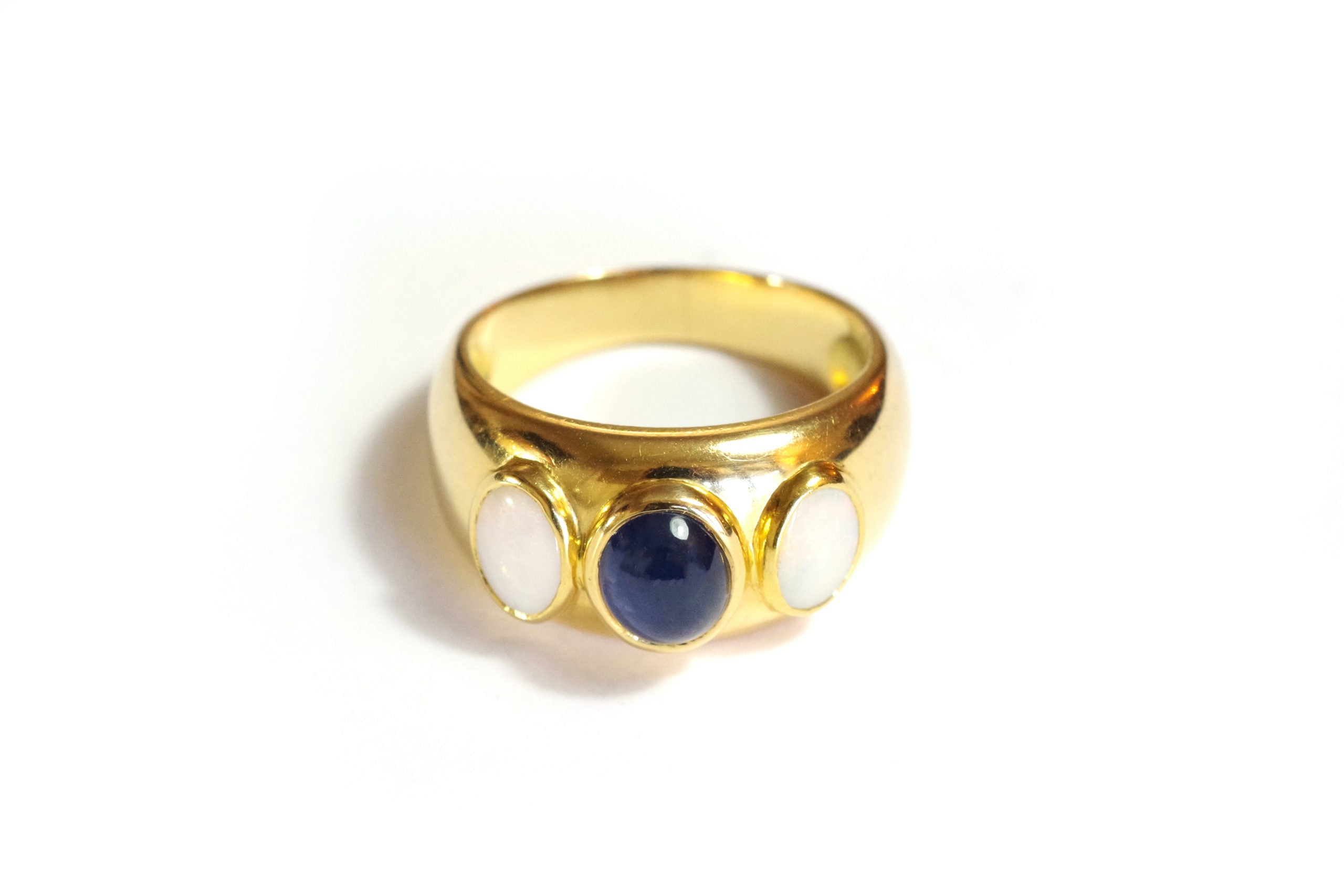 bague bandeau en or saphir et opales arlequin