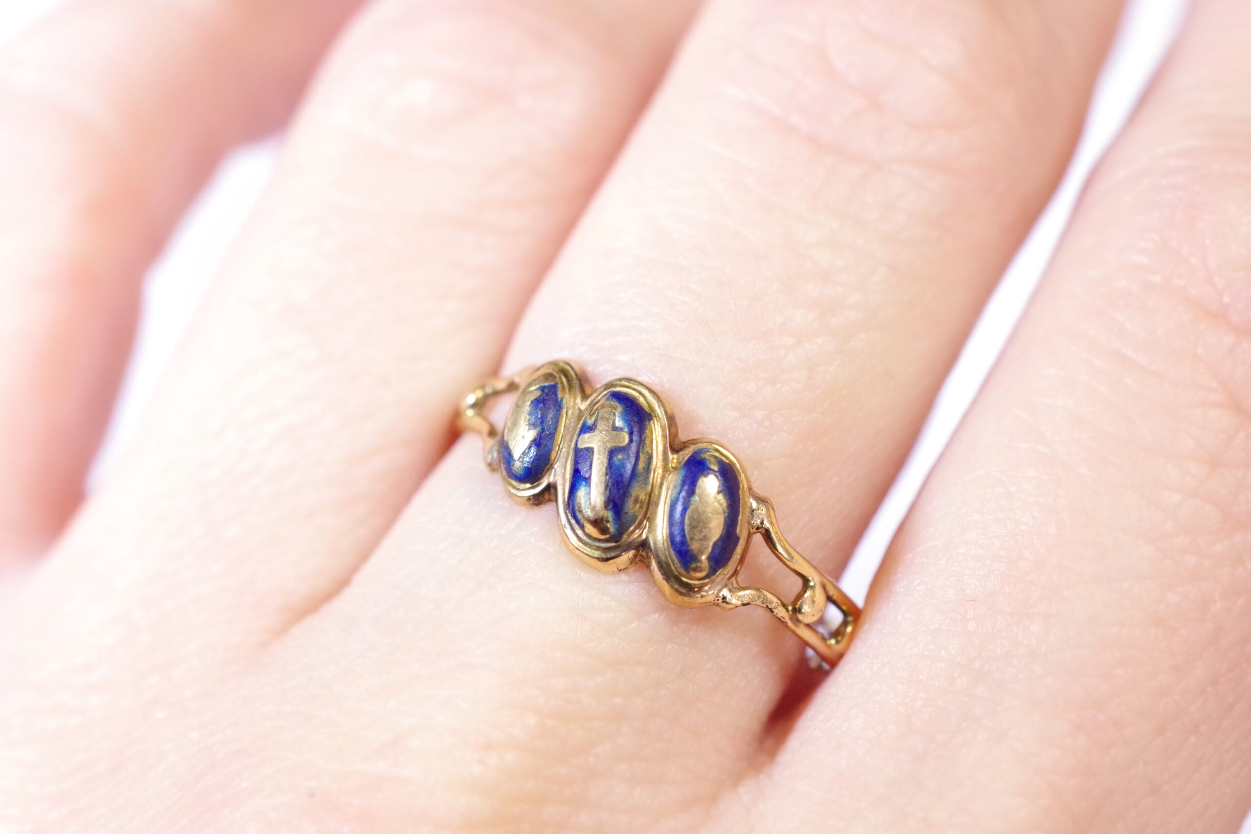 french victoria enamel ring