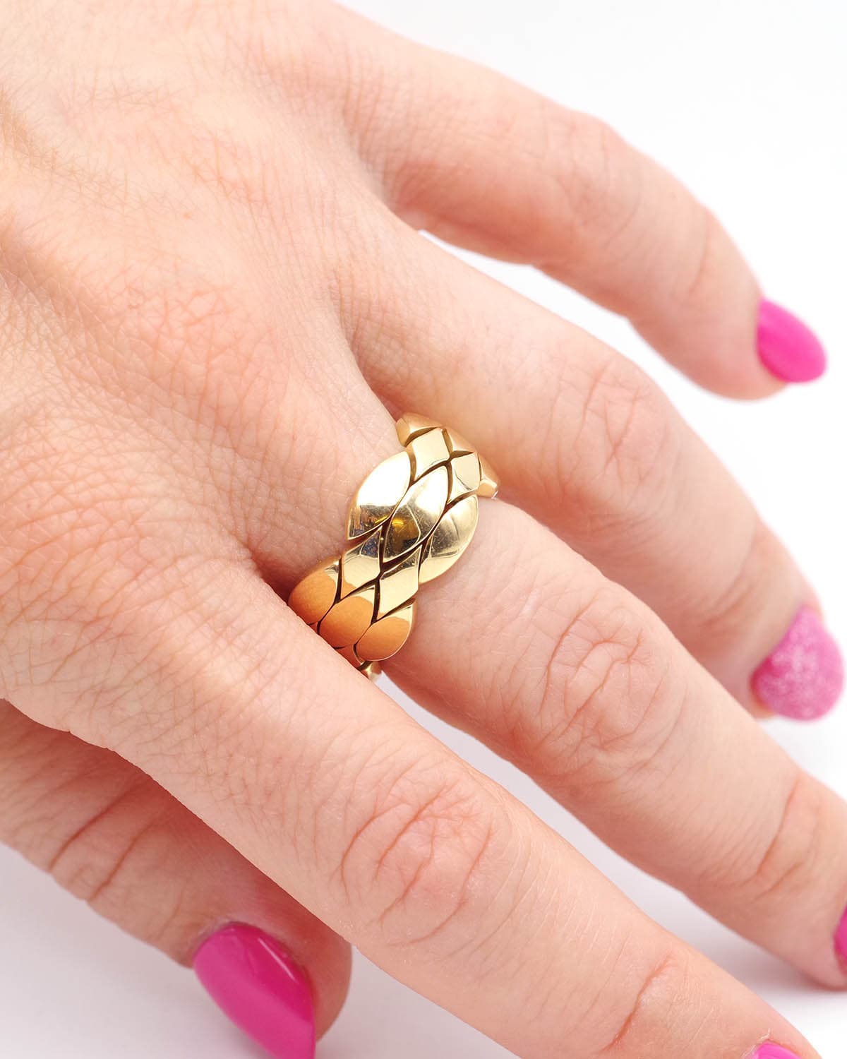 Cartier gold band ring