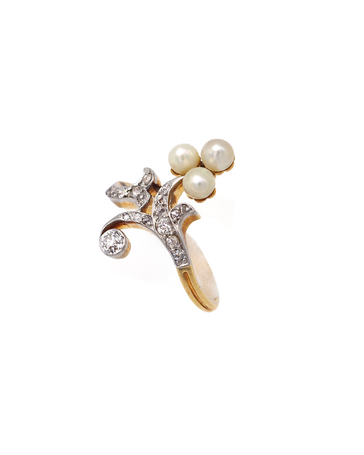 Antique pearl and diamond ring