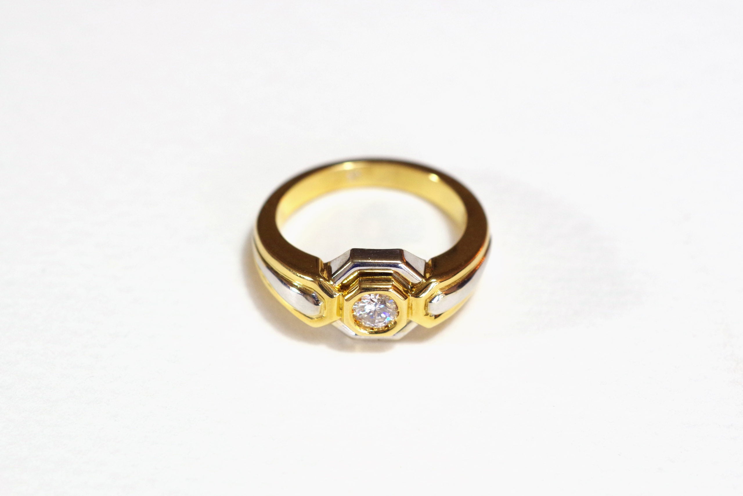 bague or recyclé diamant solitaire mariage