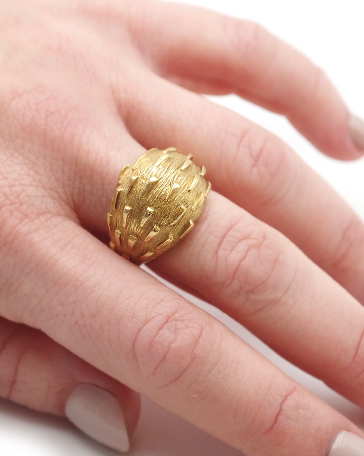 Vintage textured gold ring