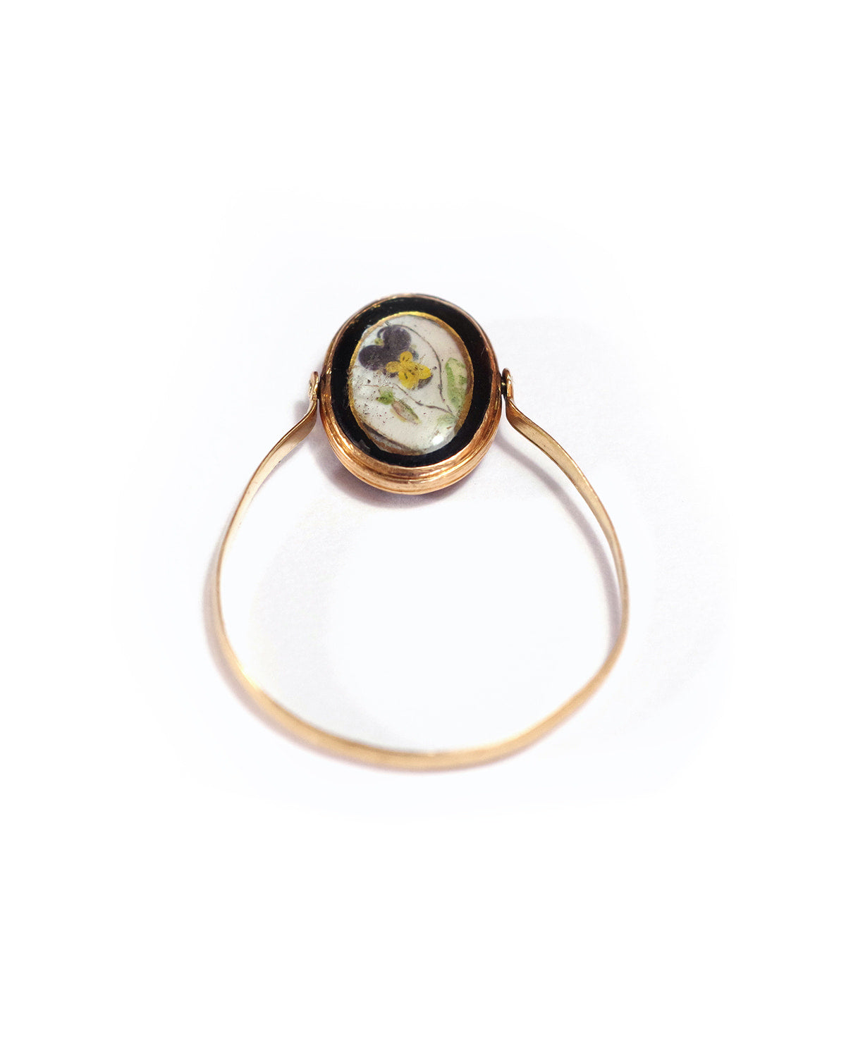 Antique gold ring 