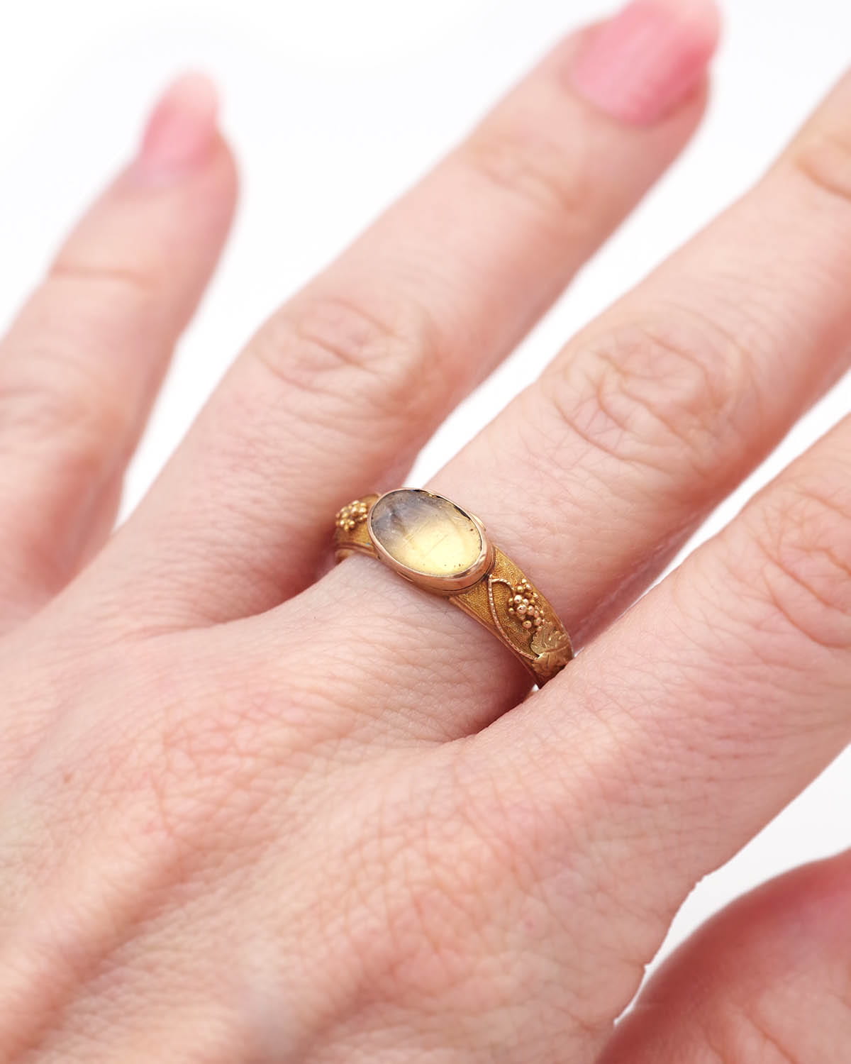 Georgian gold locket ring