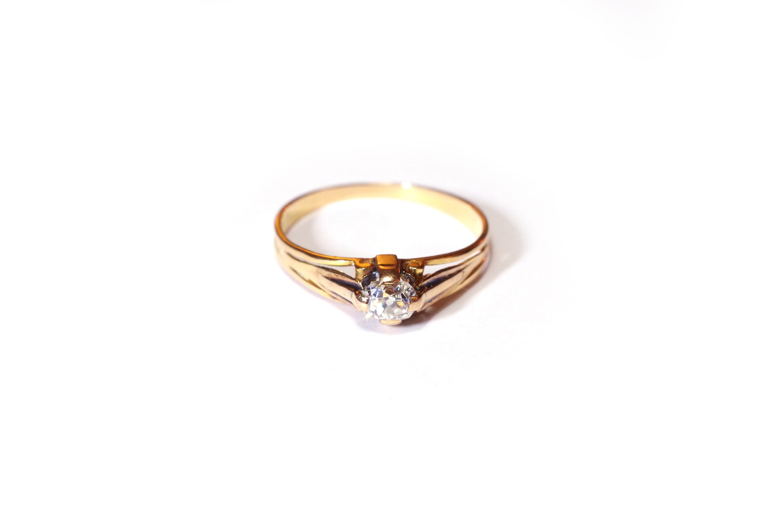 old cut diamond ring