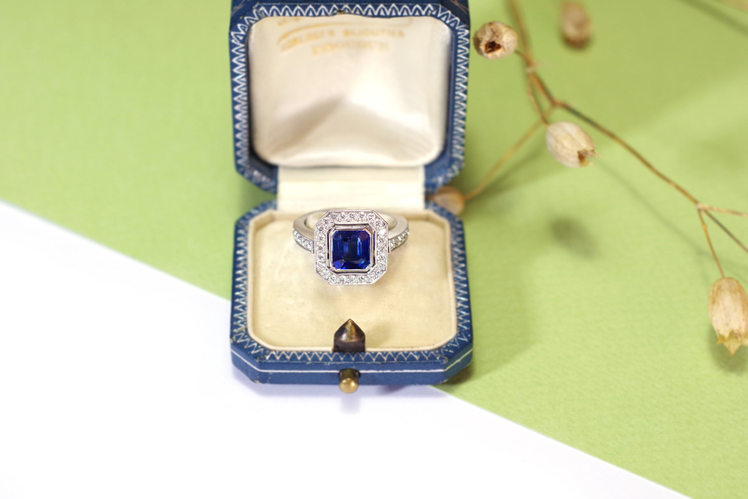 art deco style sapphire ring