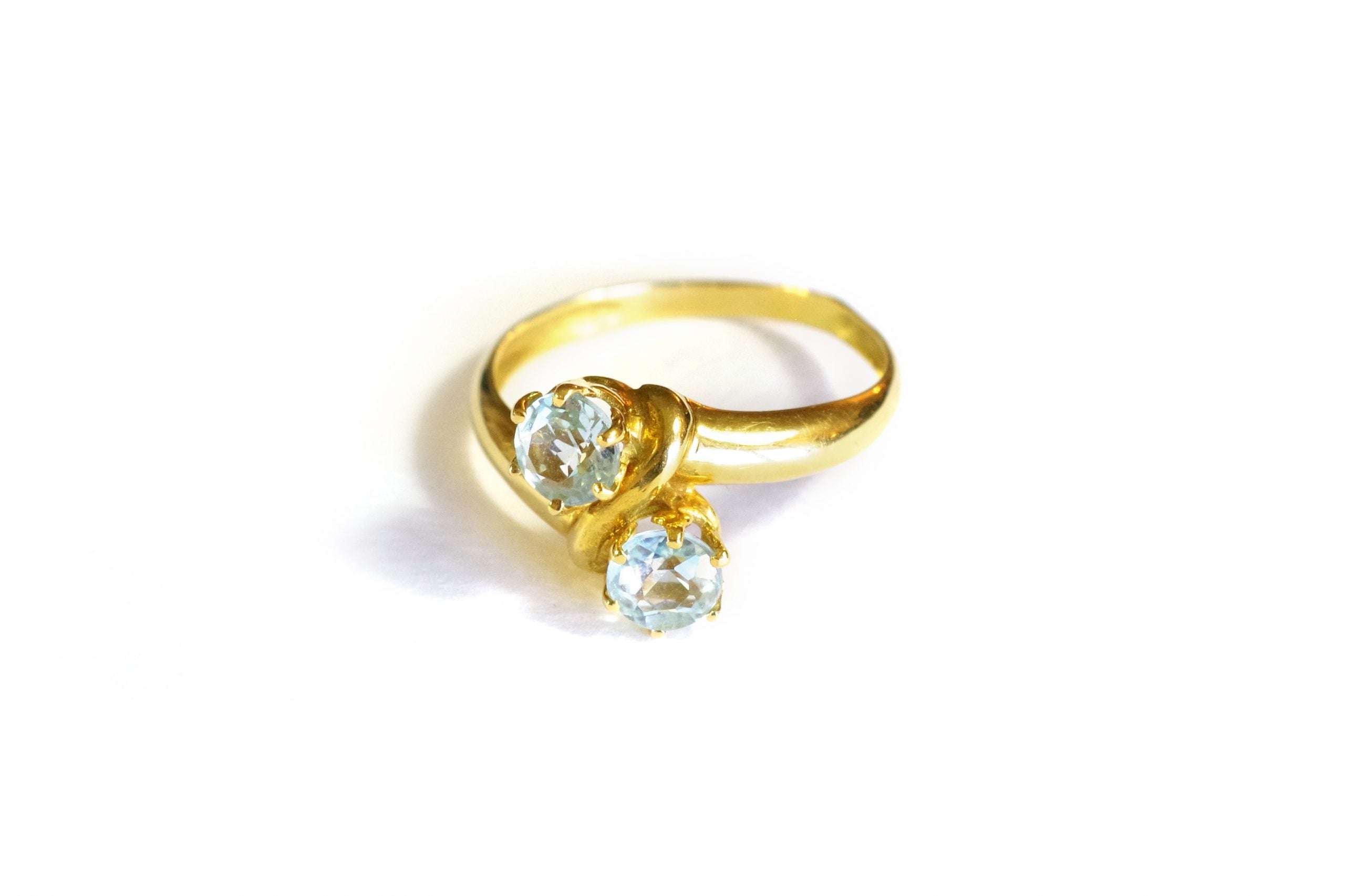 bague occasion mariage en or jaune et topazes