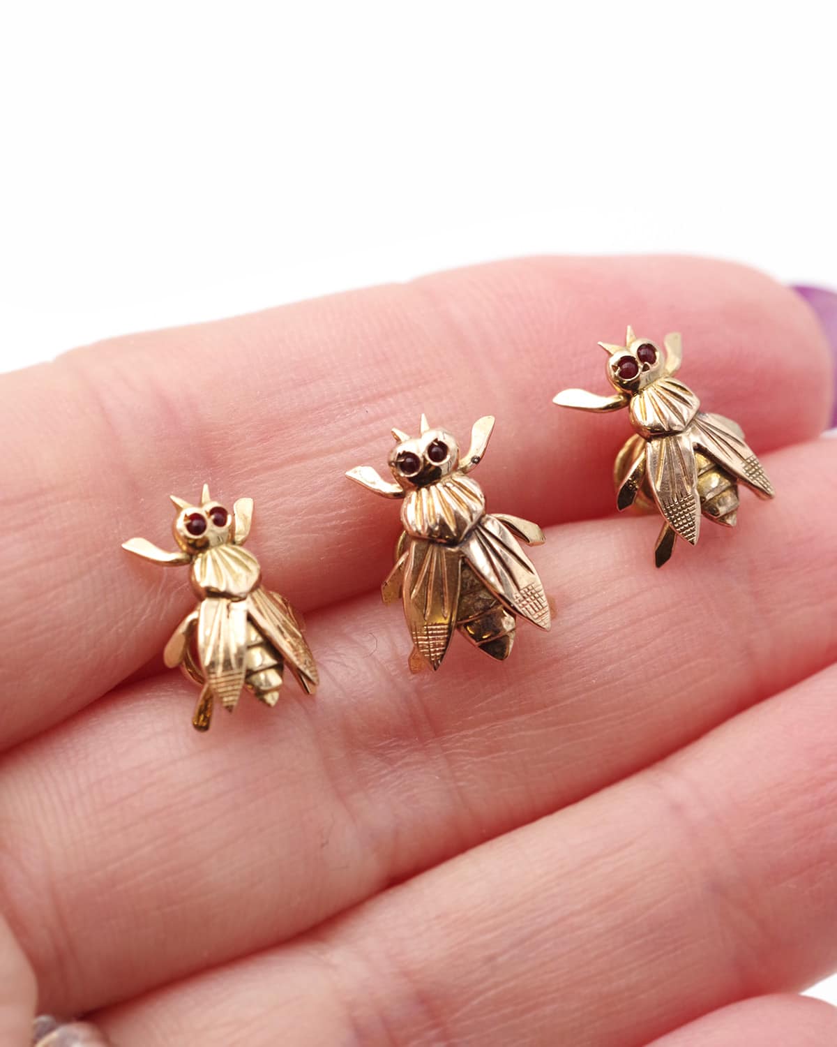 Bee pin brooches