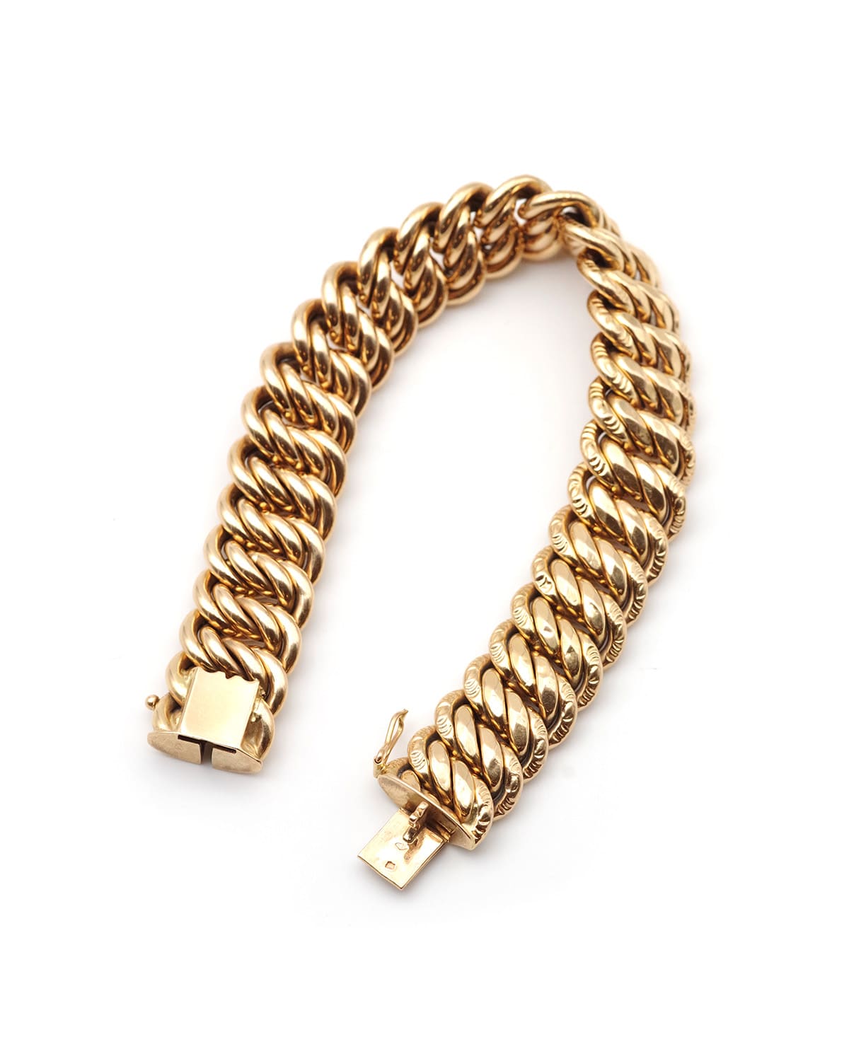 Antique curb bracelet in gold