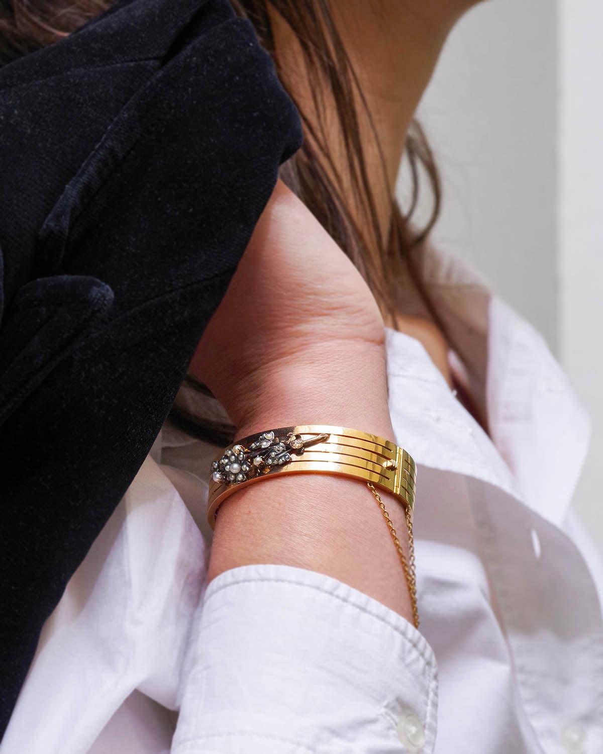 Antique cuff gold bracelet