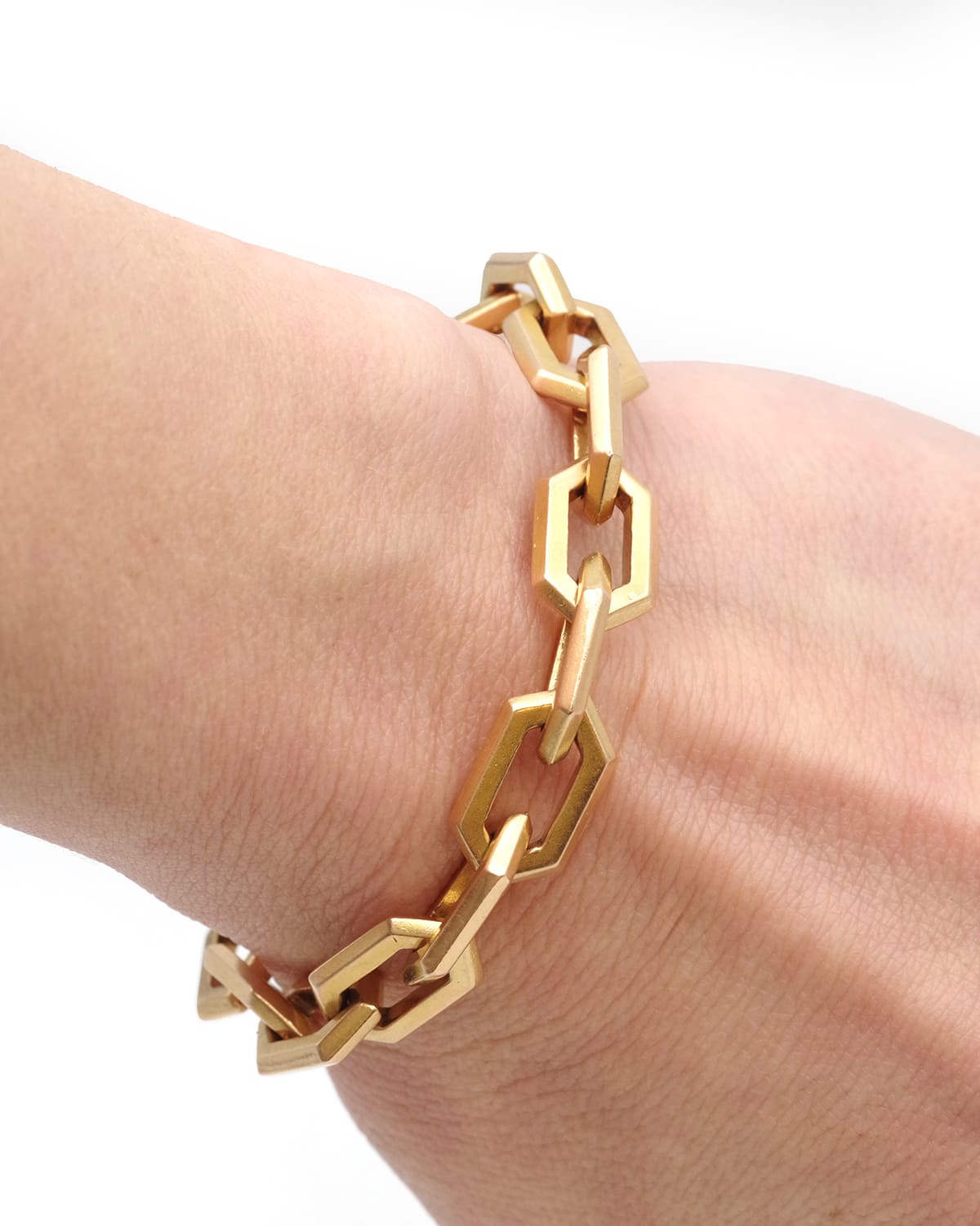 Gold chain bracelet