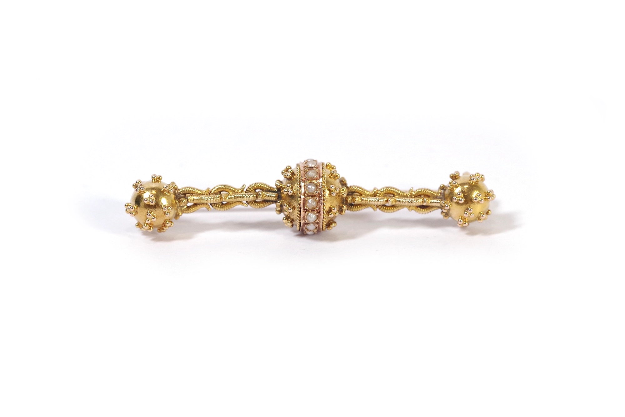 broche granulation ancienne en or