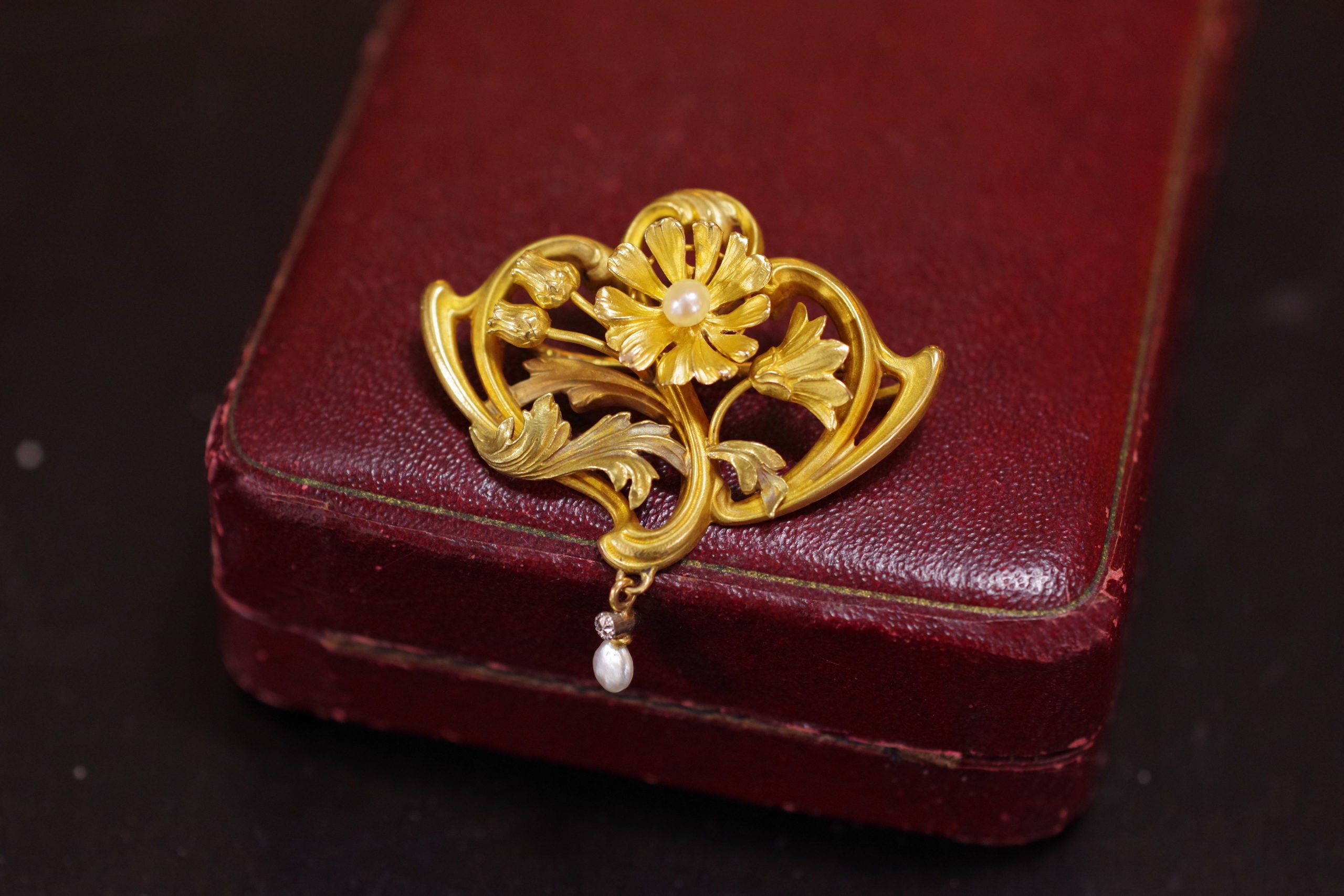 broche transformable Art nouveau or 18k