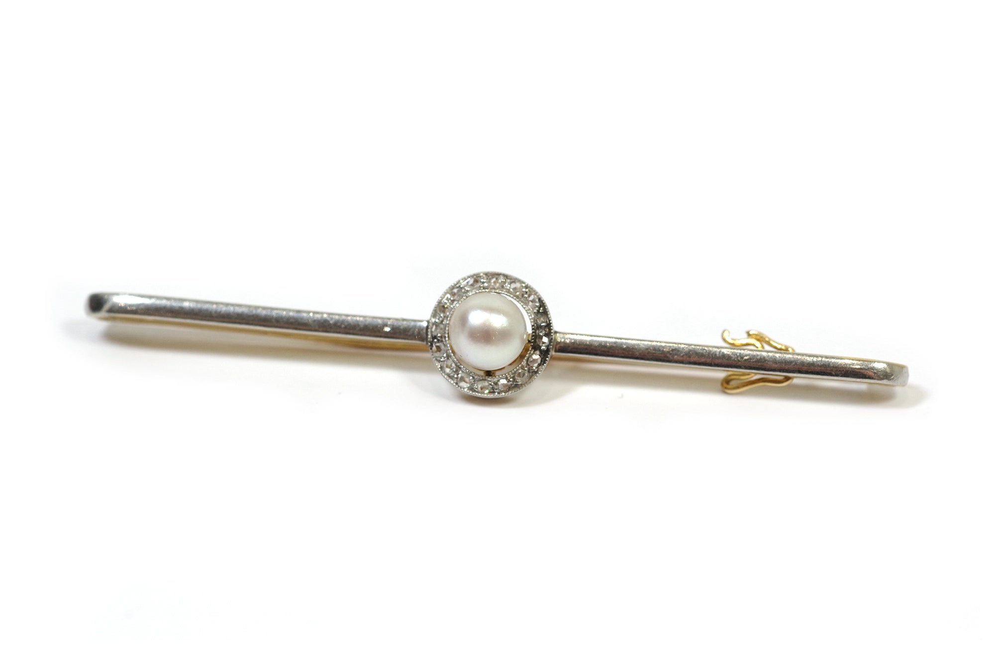 art deco pearl brooch in platinum