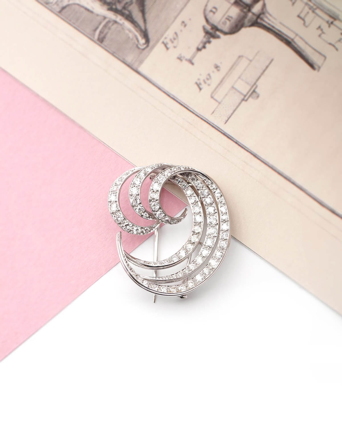 broche vague platine diamants