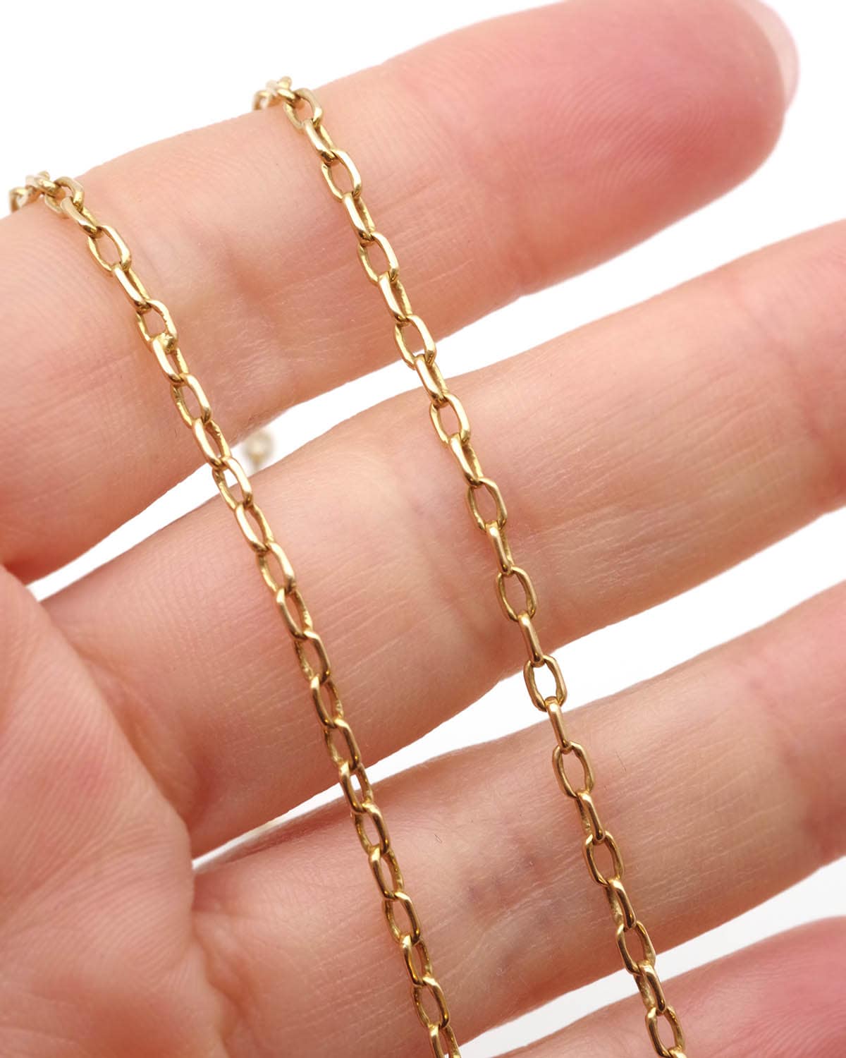 Gold cable chain