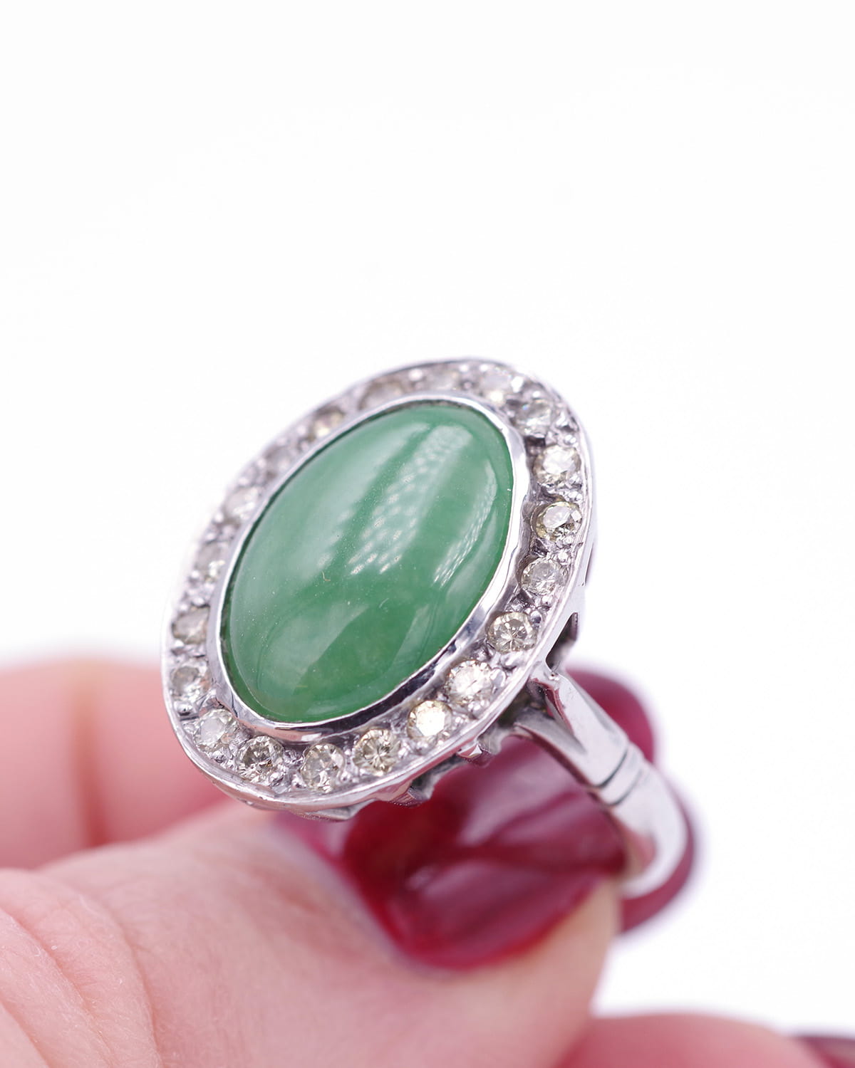 antique cluster jade ring in gold