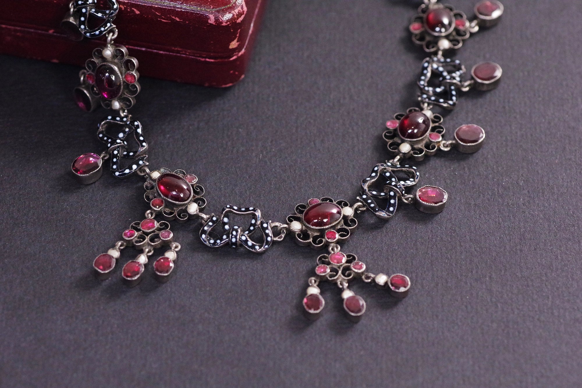 antique garnet necklace