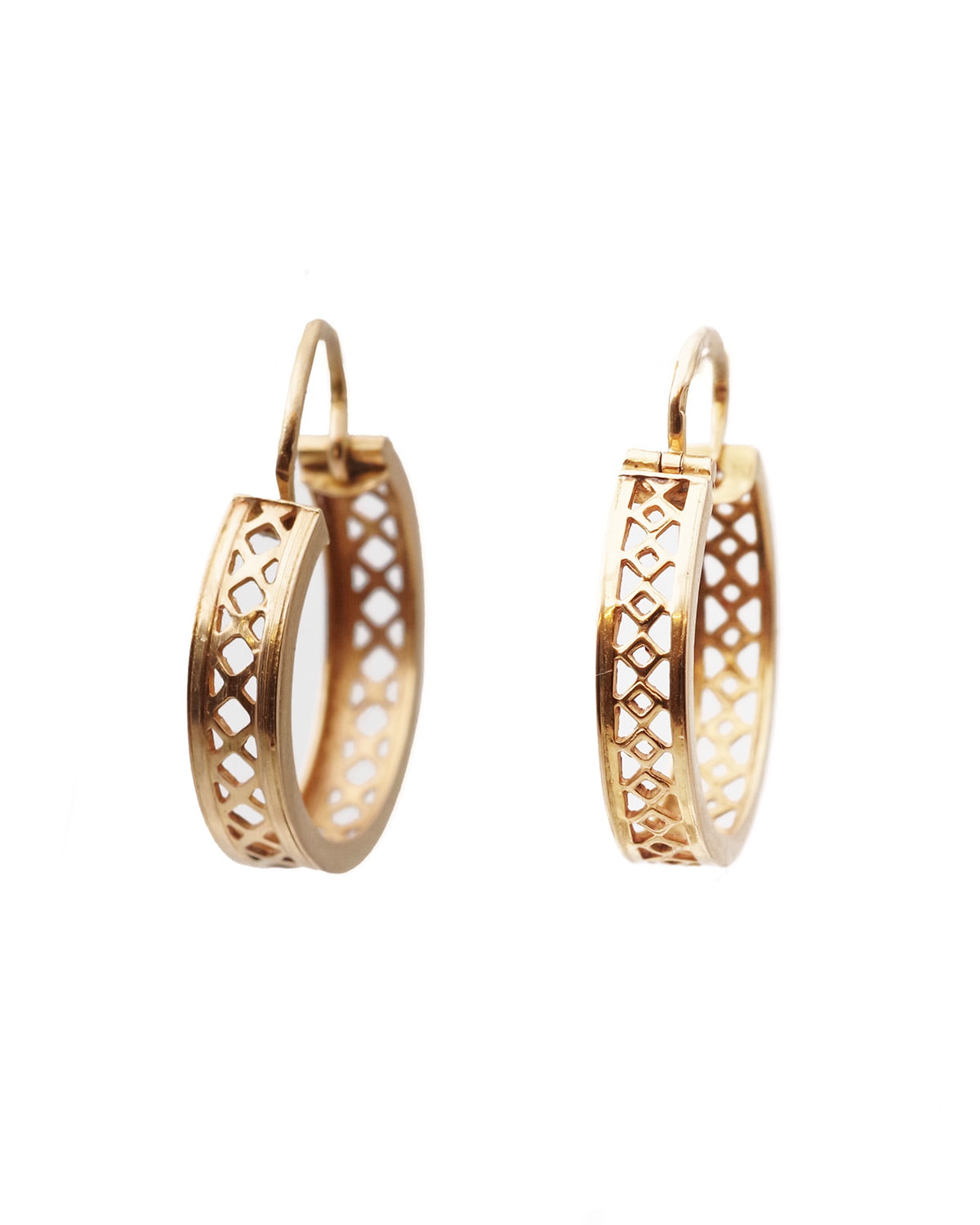 Antique hoop earrings in gold