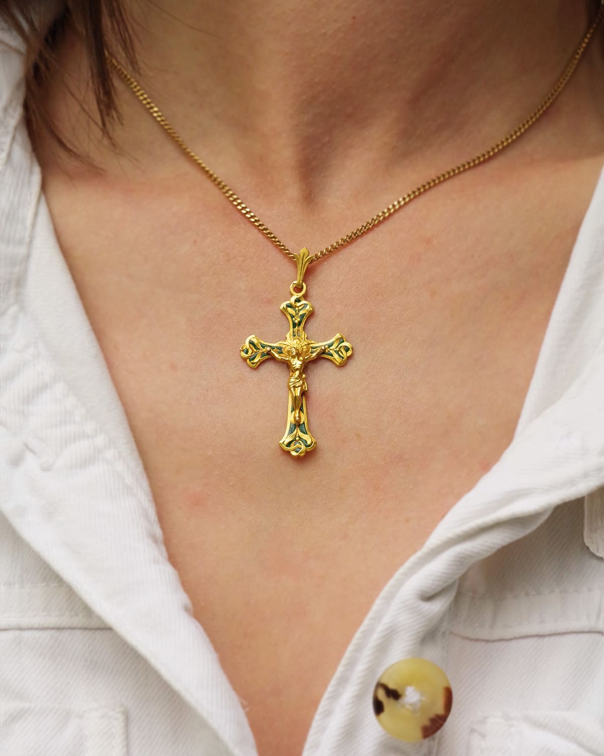 Edwardian enamel cross pendant 