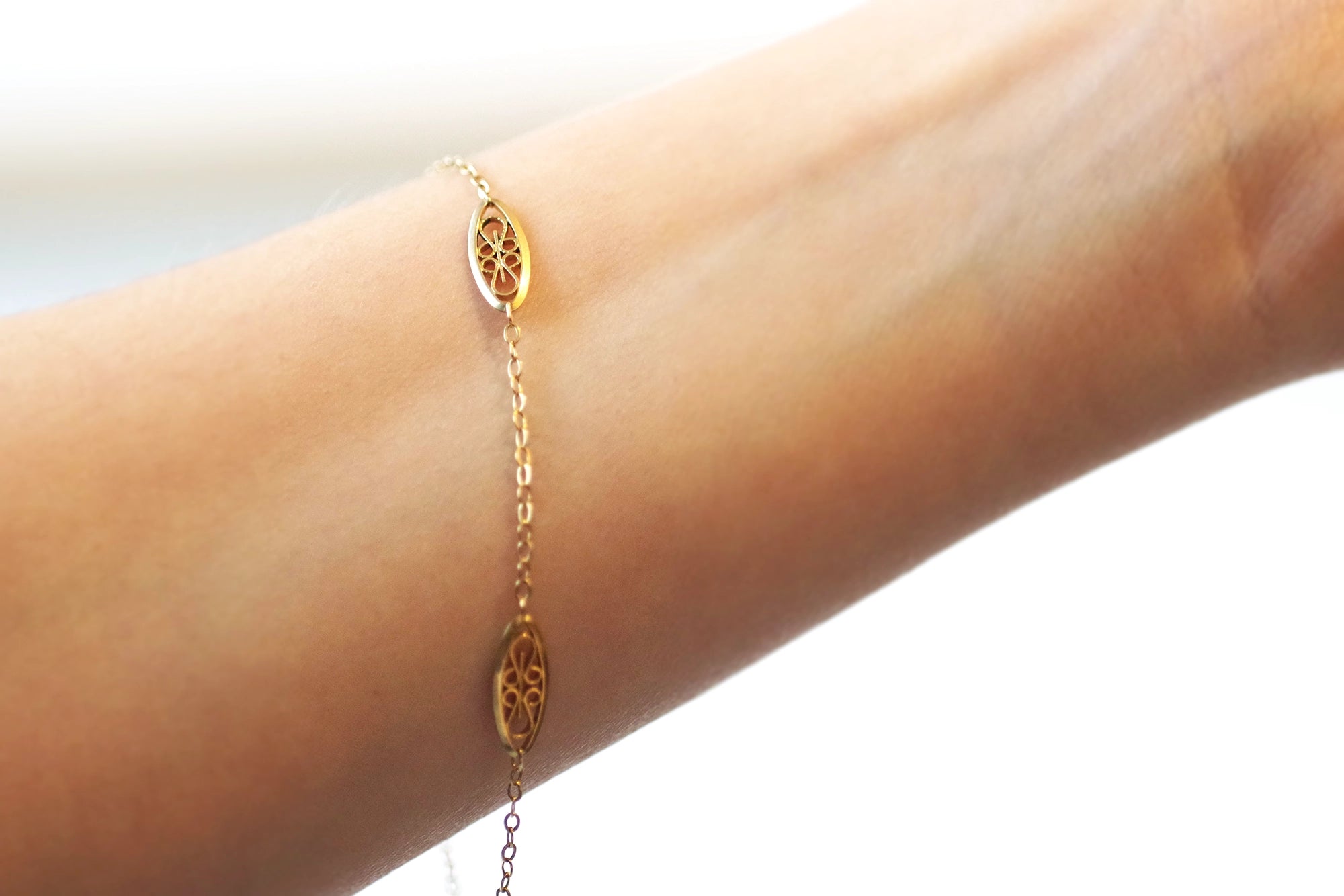 filigree chain bracelet