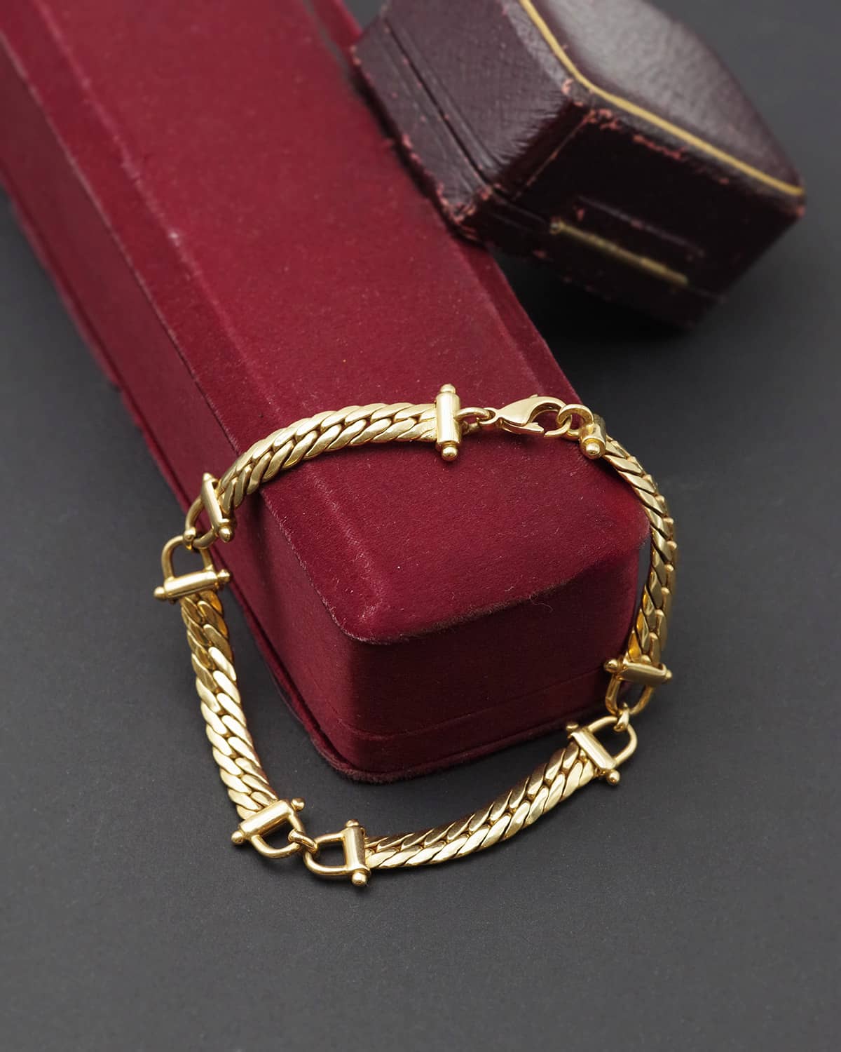Vintage gold bracelet 