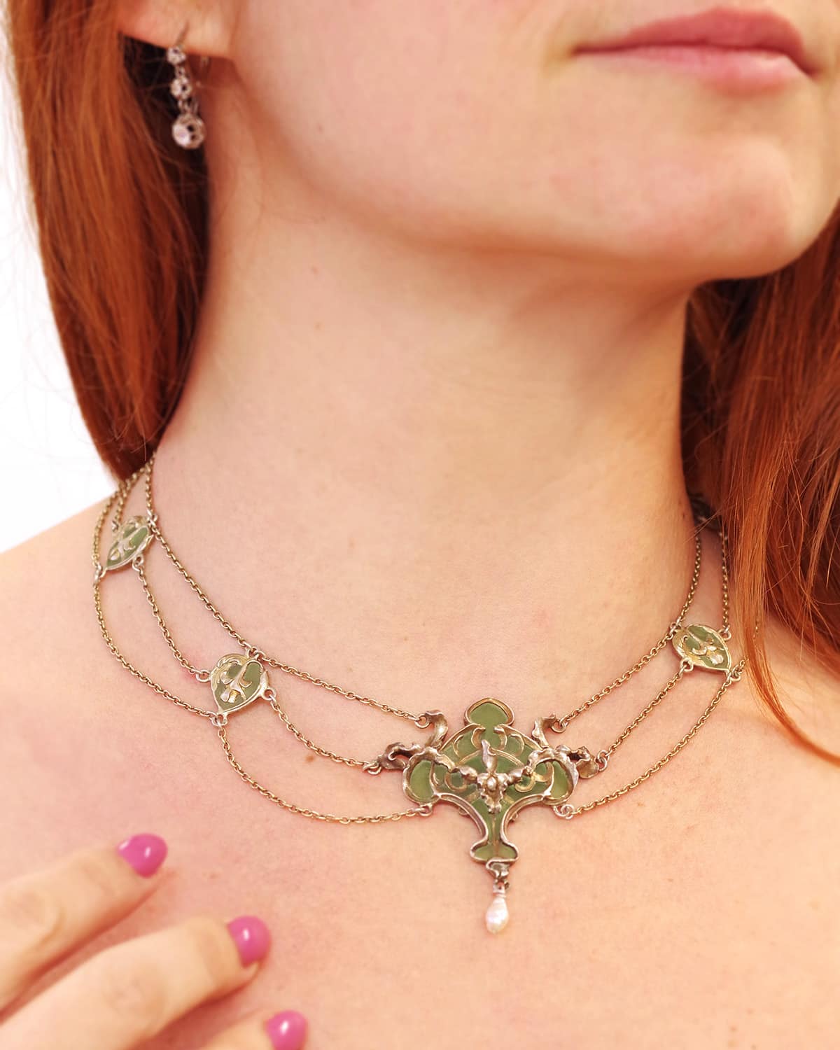 Collier art nouveau émaux plique a jour