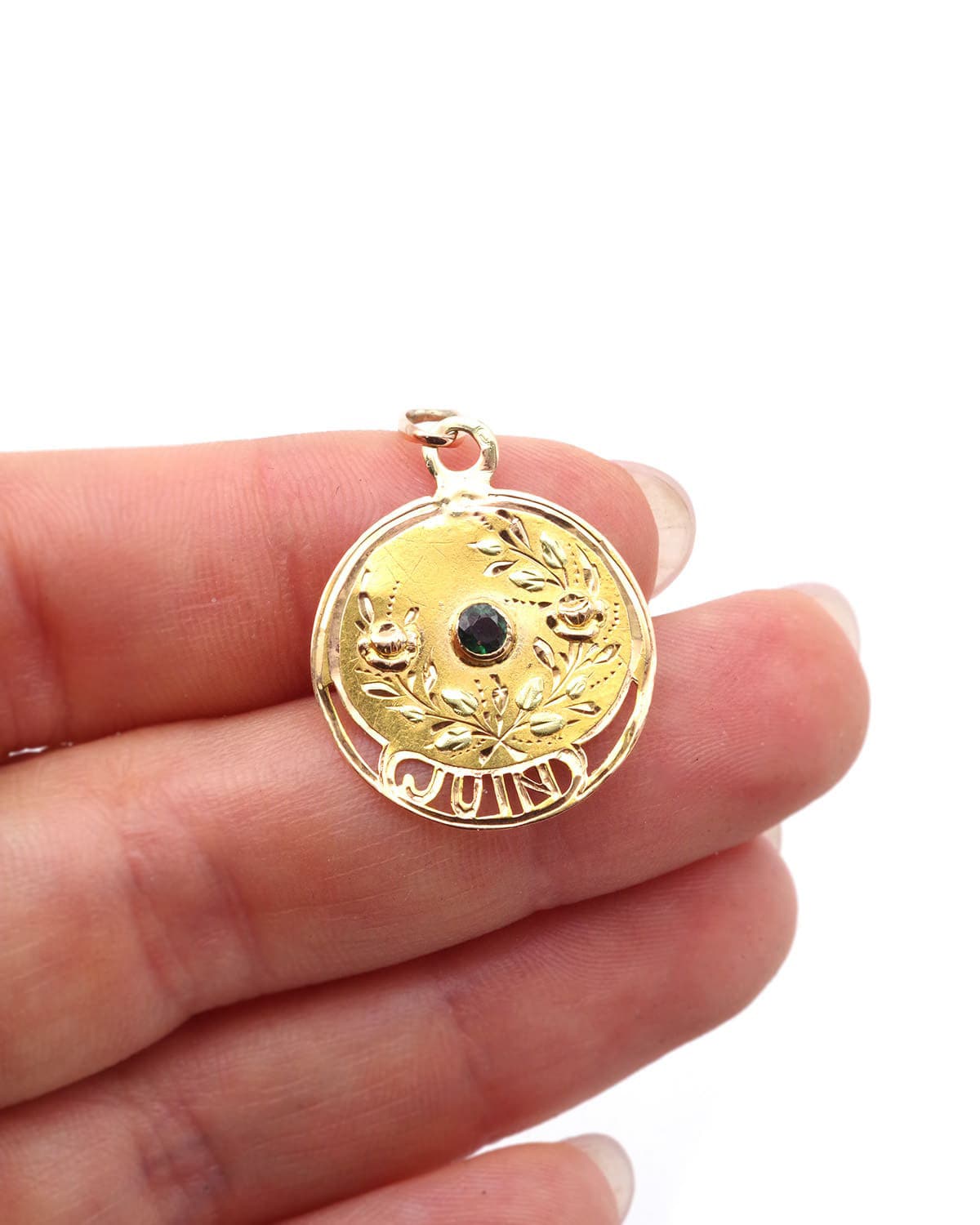 Art nouveau gold pendant