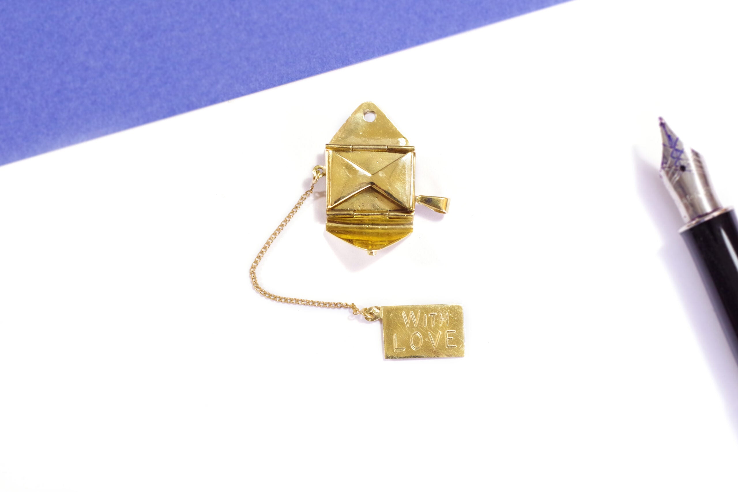 Pendentif telegramme lettre d’amour