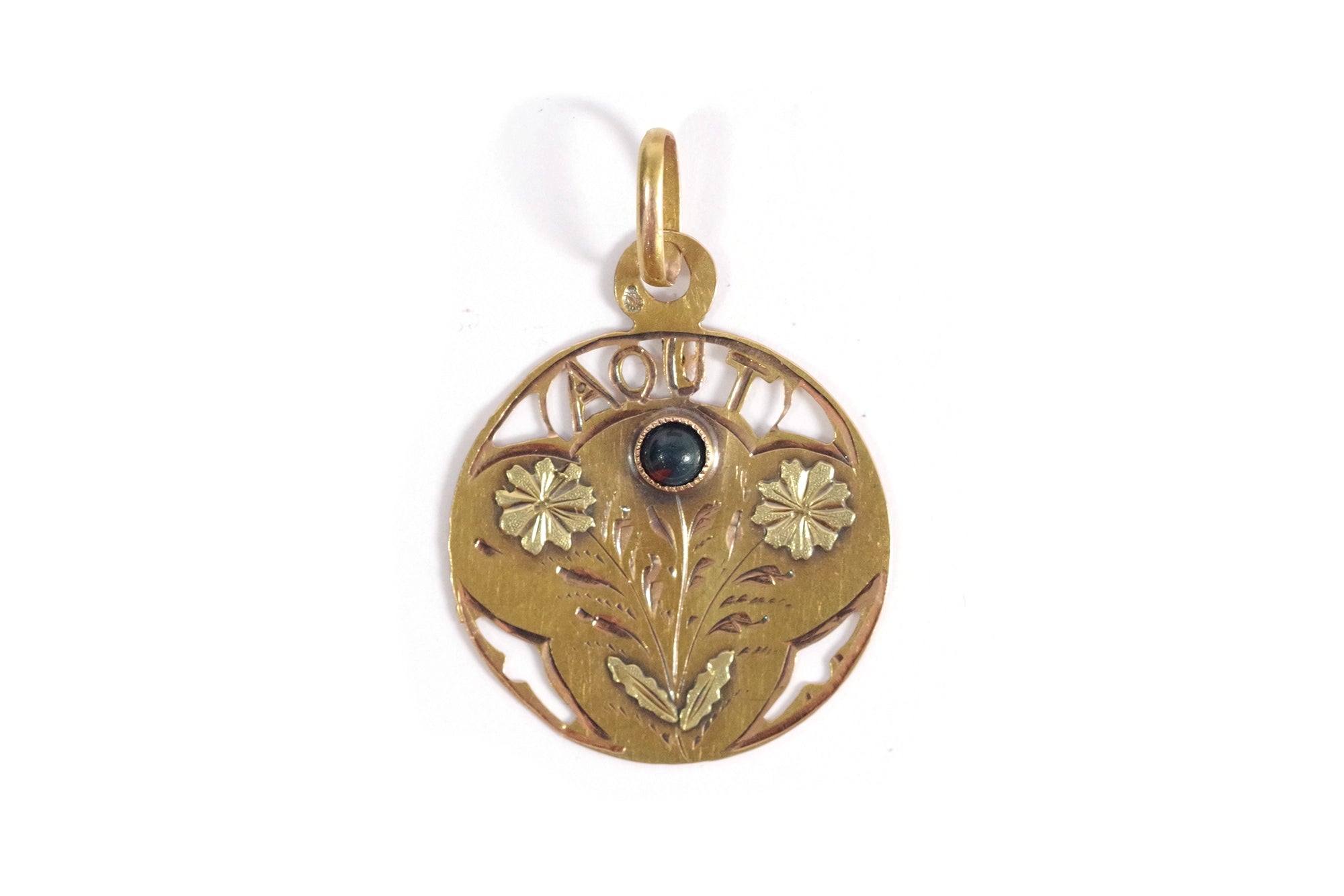 Pendentif mois d'aout en or