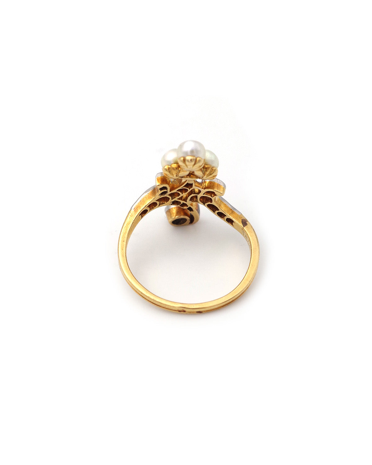 Bague perles fines et diamants