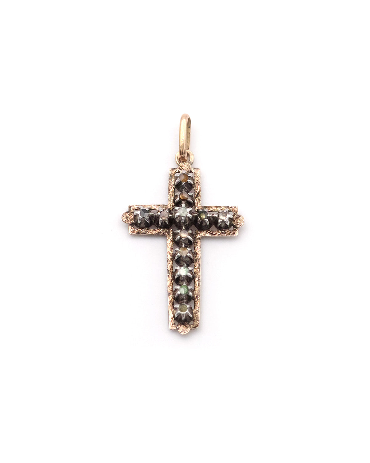 Pendentif croix diamants