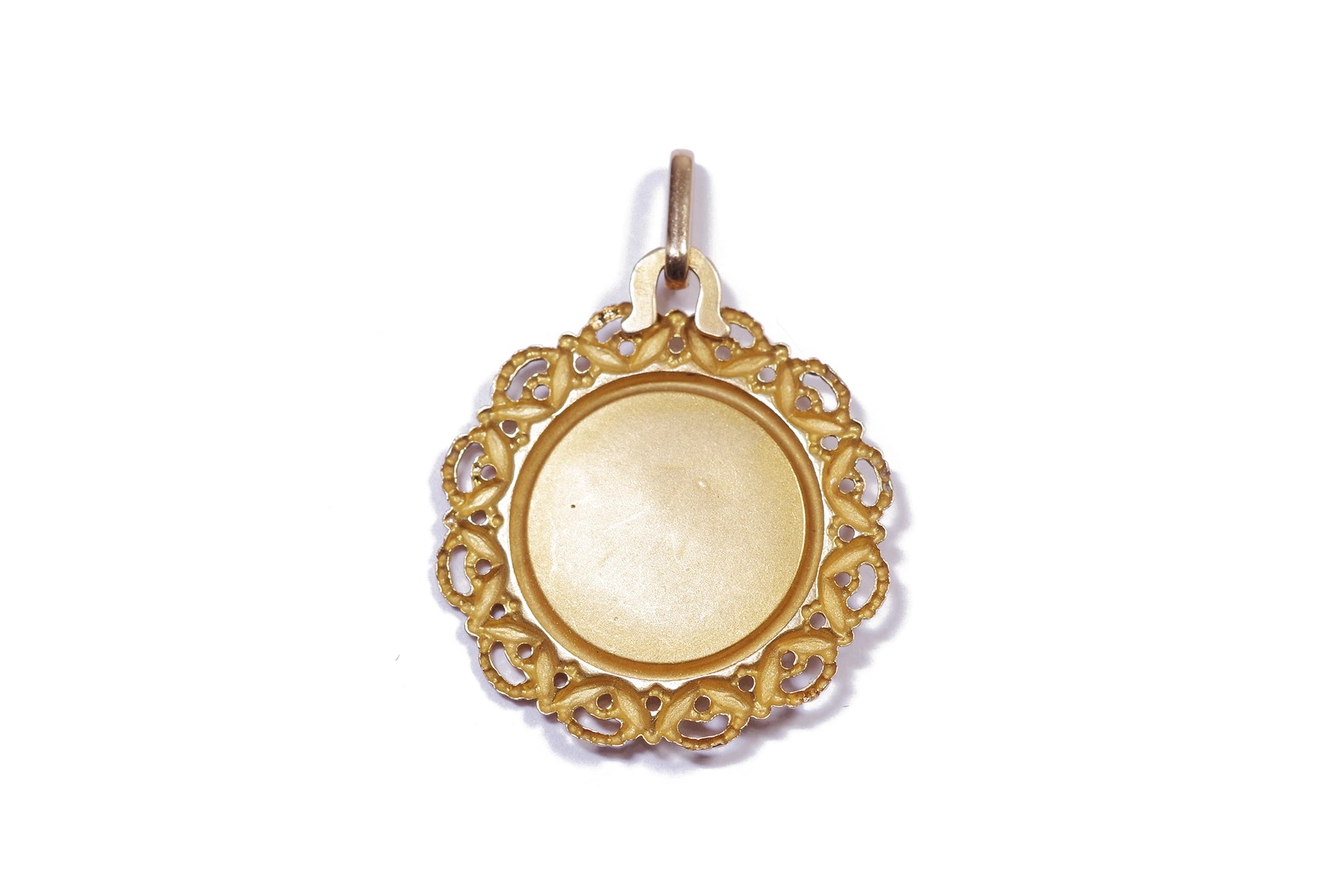 vintage etoile d'amour pendant in gold