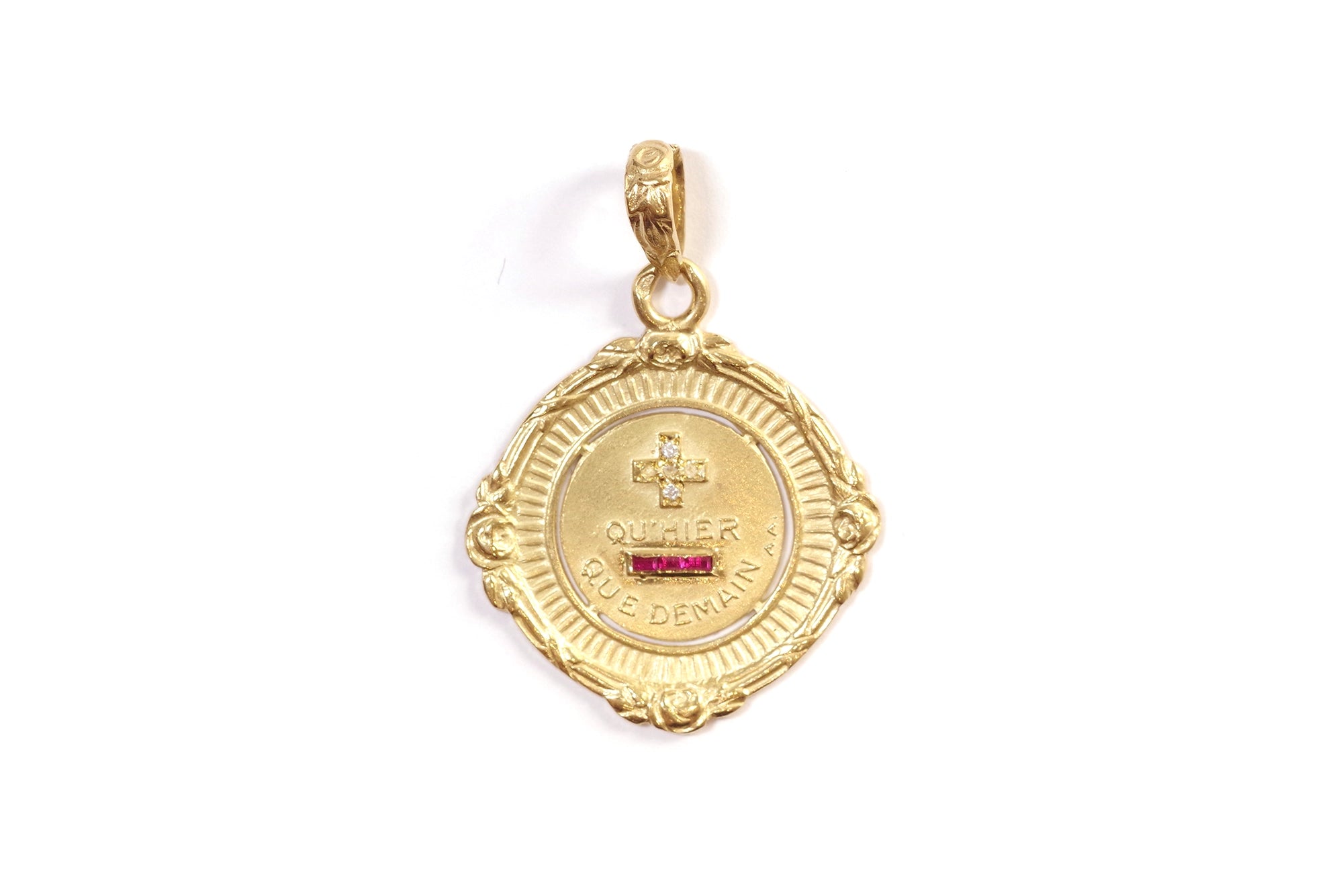 Antique love medal augis