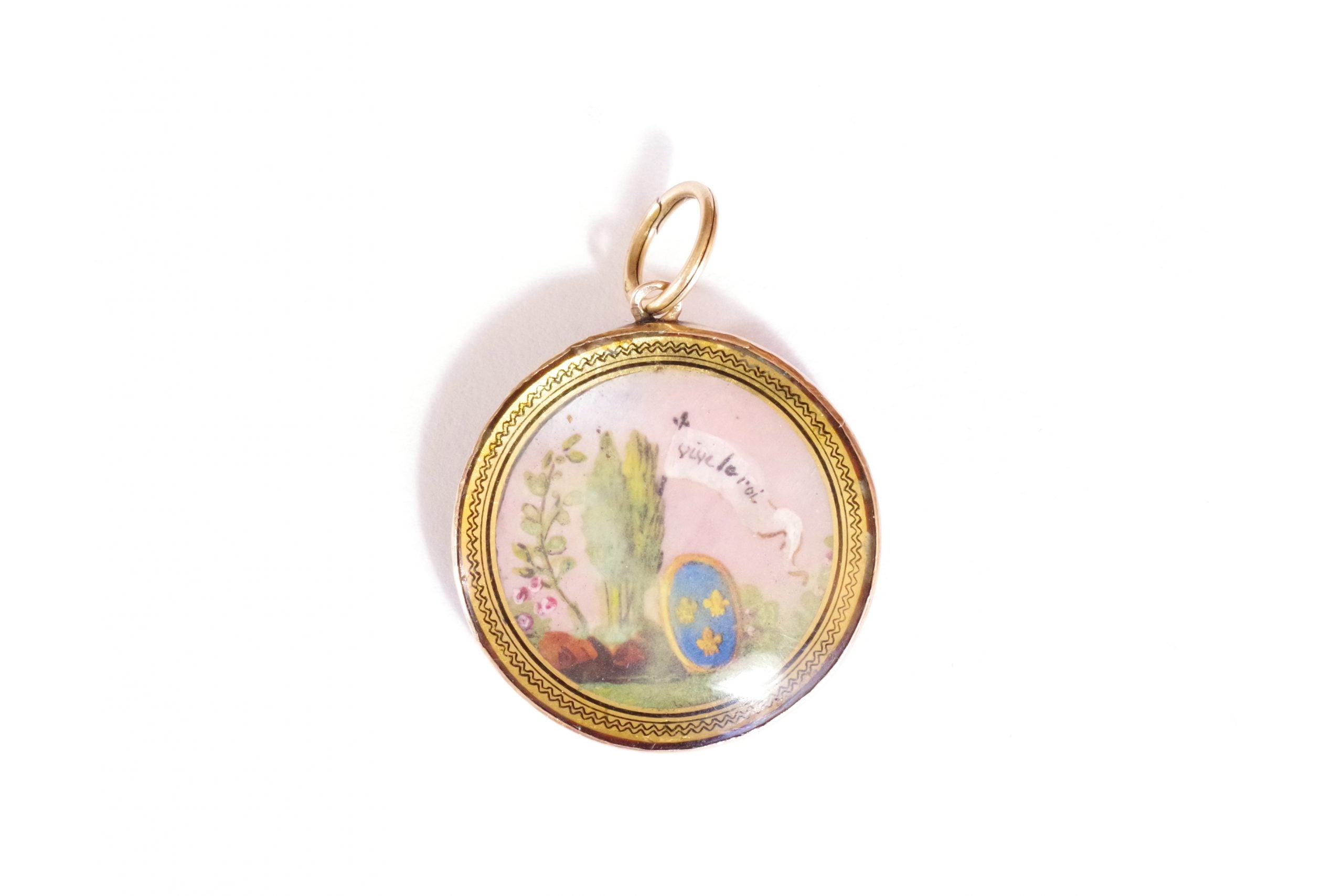 Antique French king portrait pendant in gold