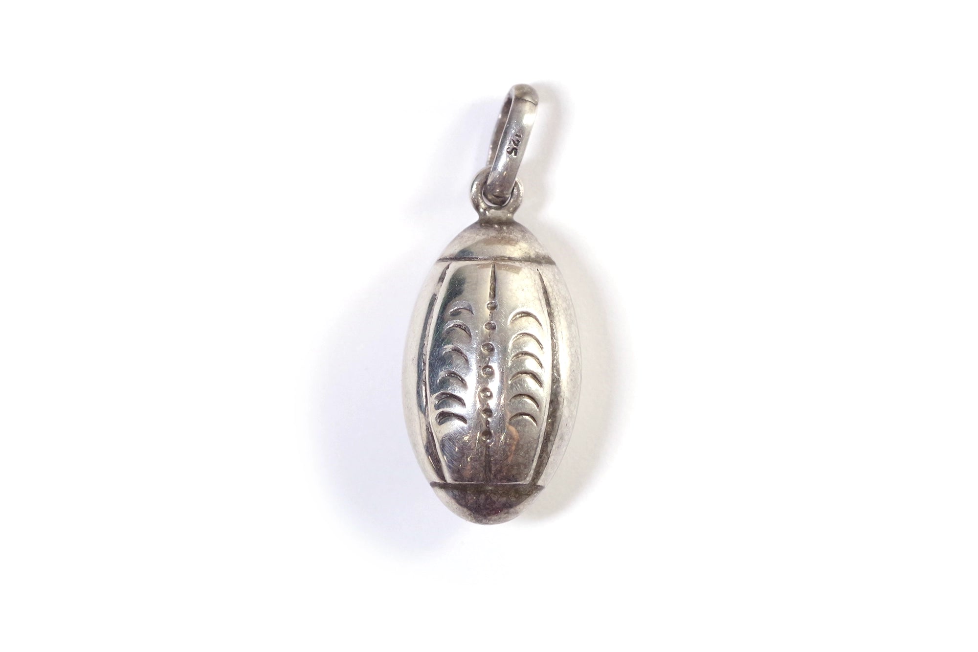 pendentif vintage ballon rugby